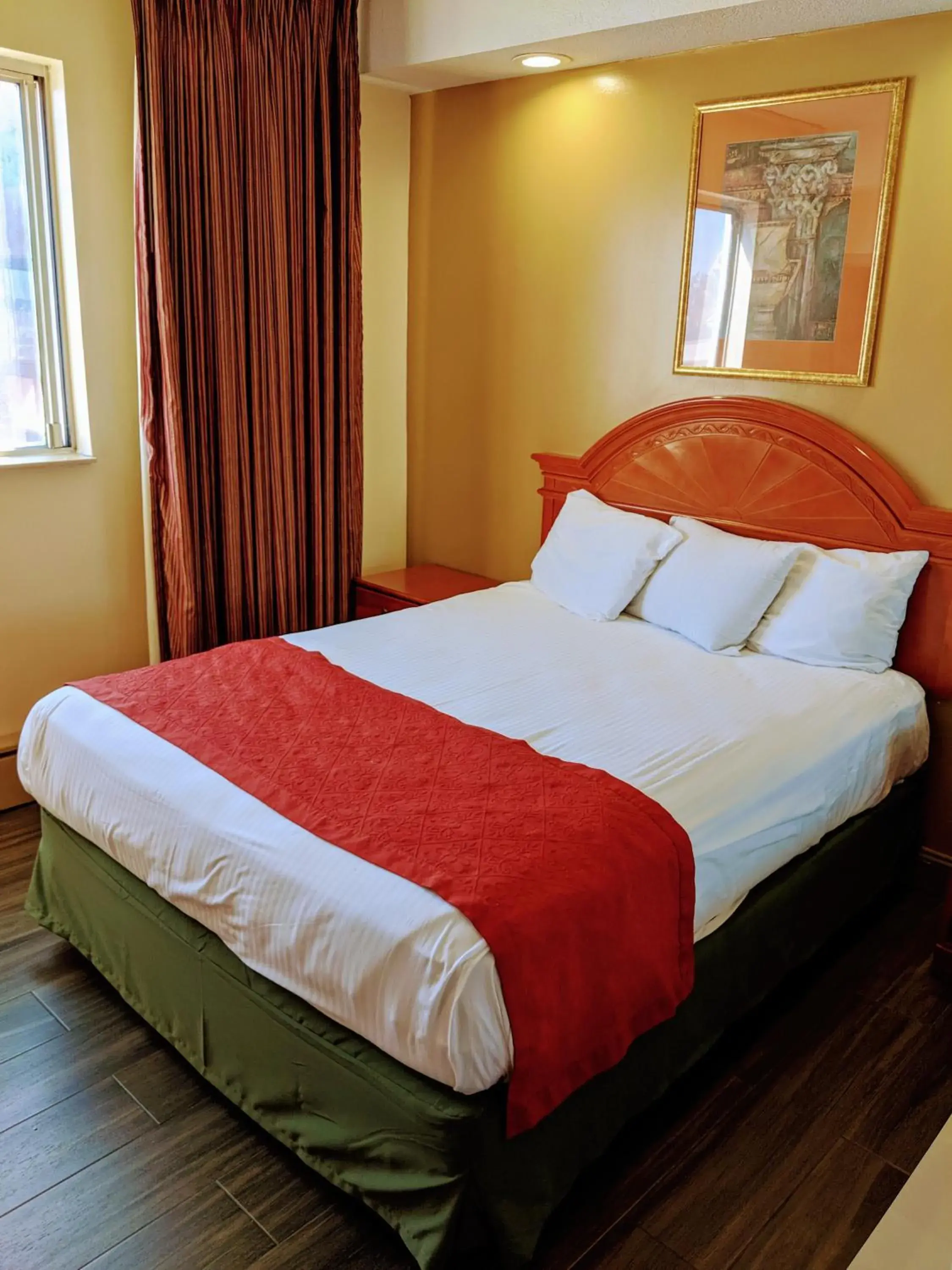 Bed in Jets Motor Inn Bed in Jets Motor Inn