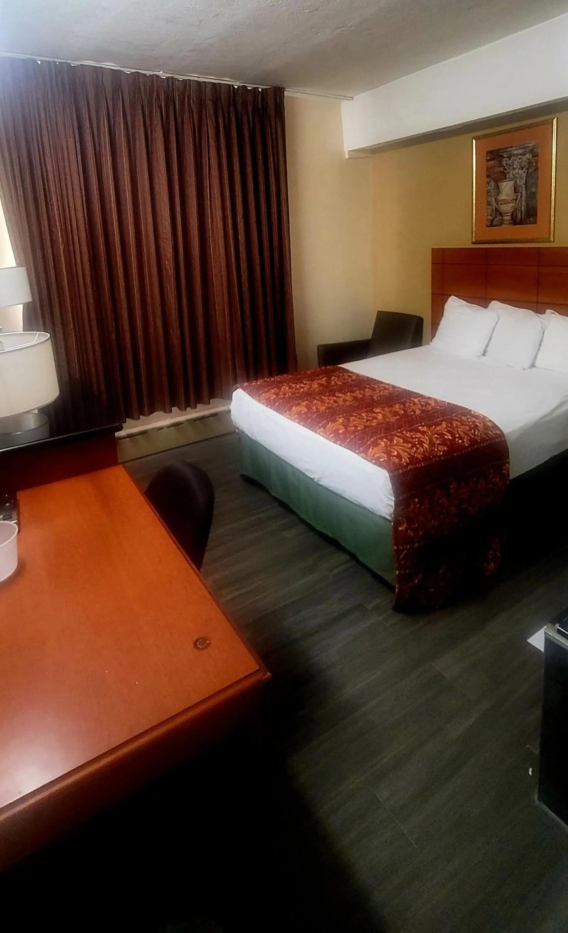 Bed in Jets Motor Inn