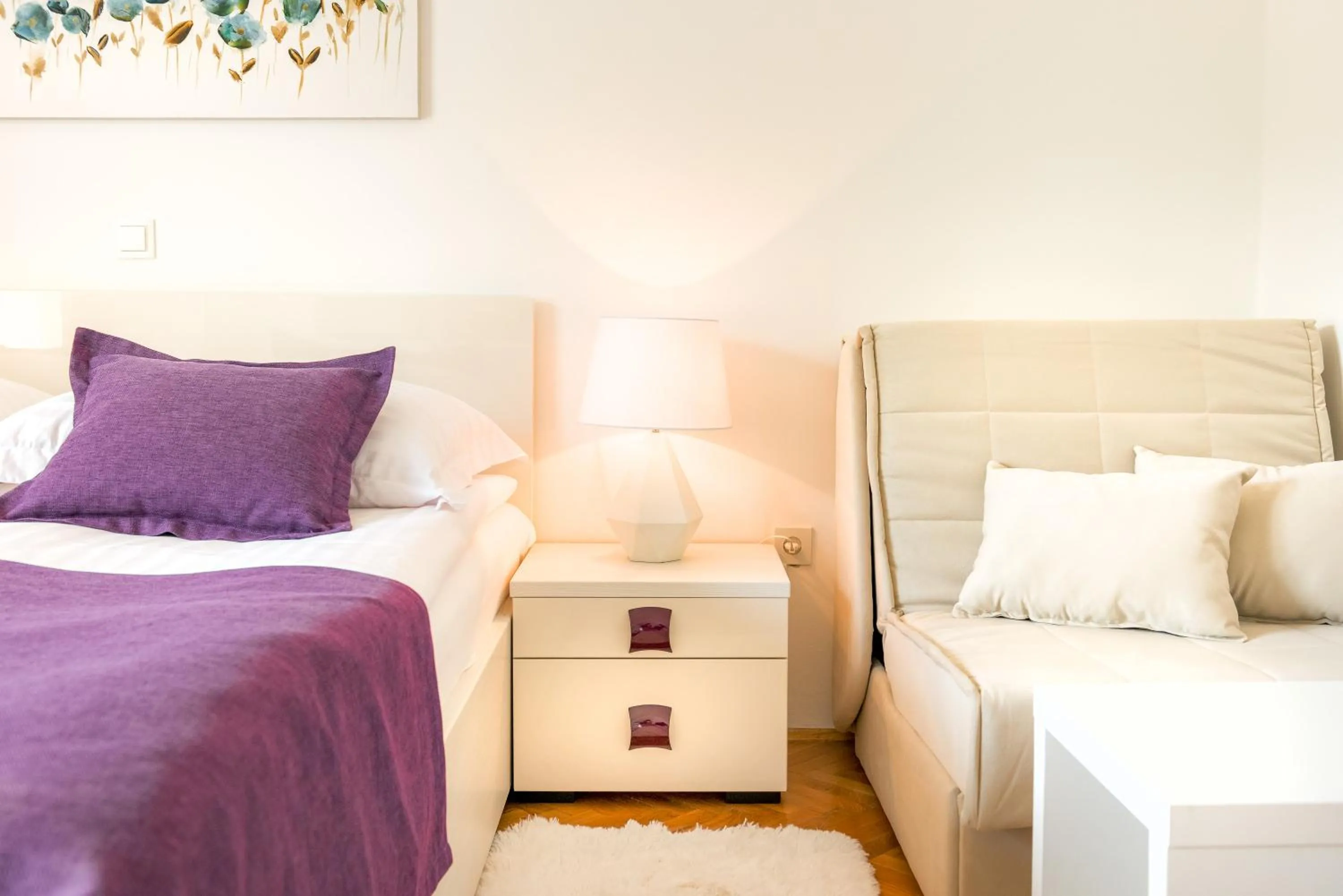 Decorative detail, Bed in B&B Aurora