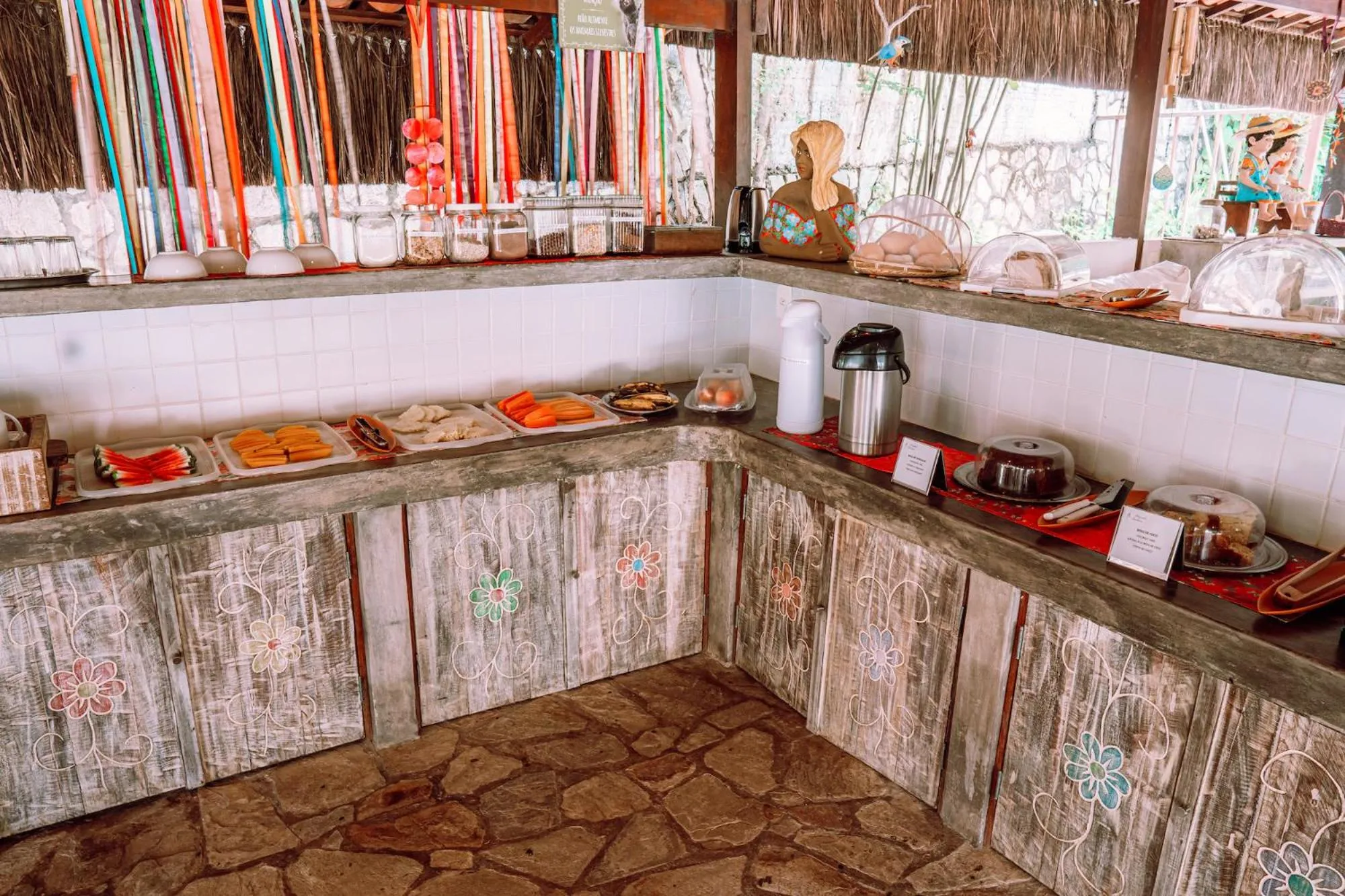 Buffet breakfast in Pousada Barbara