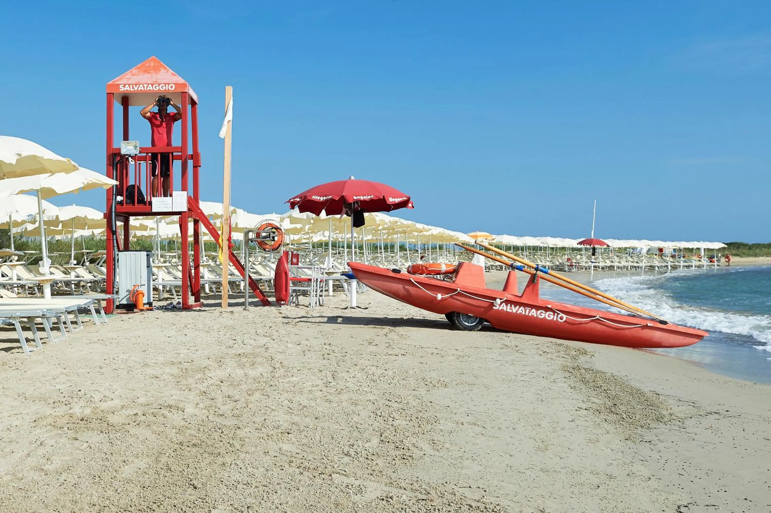 Beach in Riva Marina Resort - CDSHotels