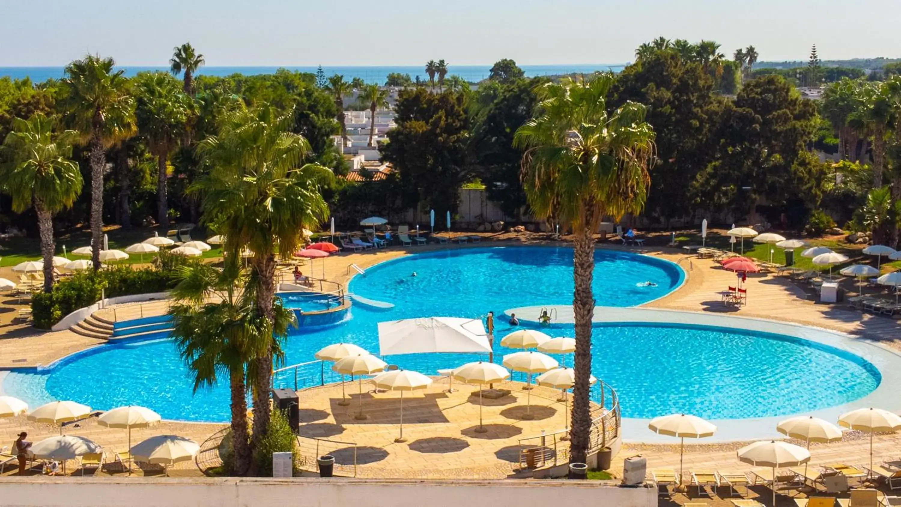 Swimming pool in Riva Marina Resort - CDSHotels Swimming pool in Riva Marina Resort - CDSHotels