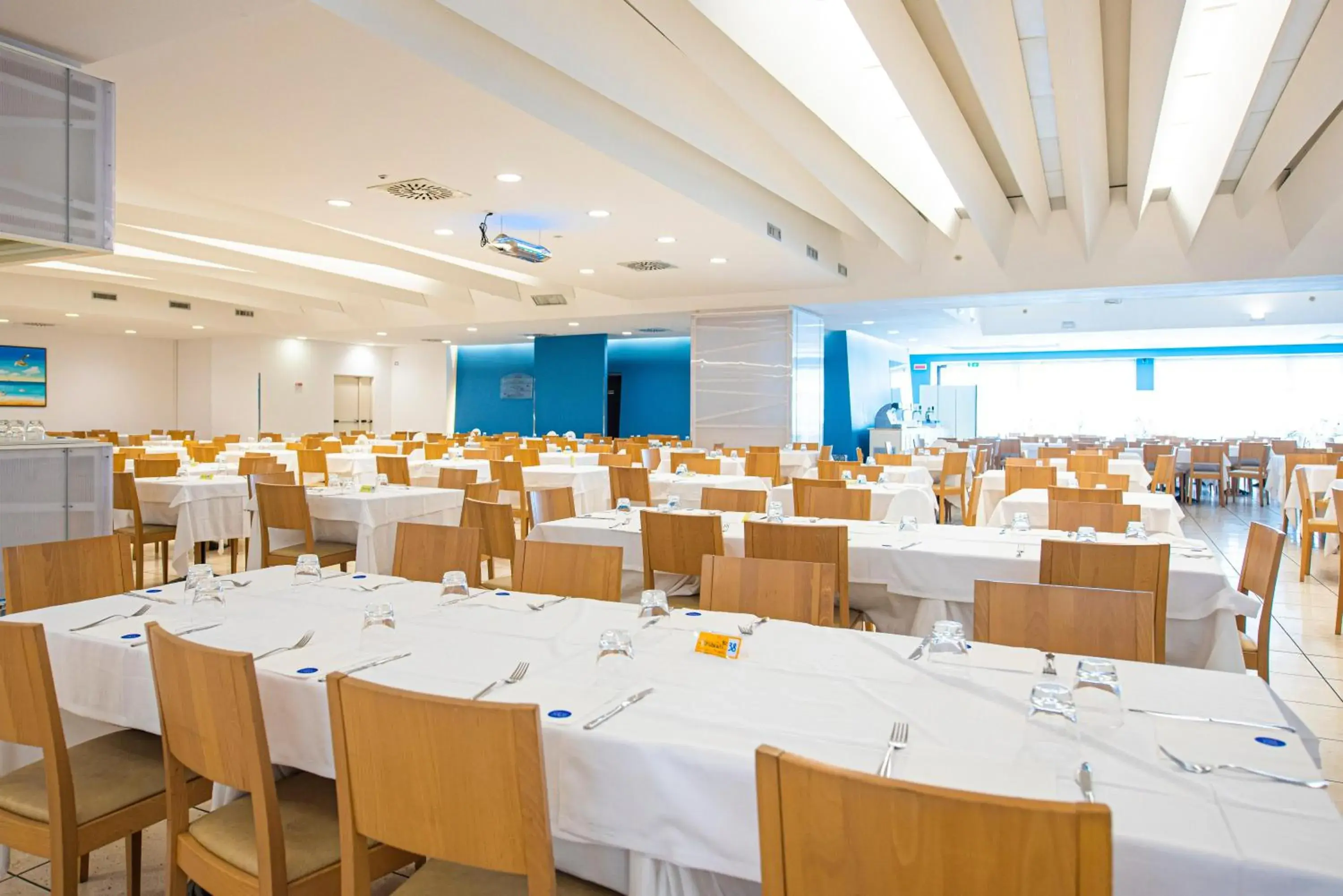Restaurant/places to eat in Riva Marina Resort - CDSHotels Restaurant/places to eat in Riva Marina Resort - CDSHotels