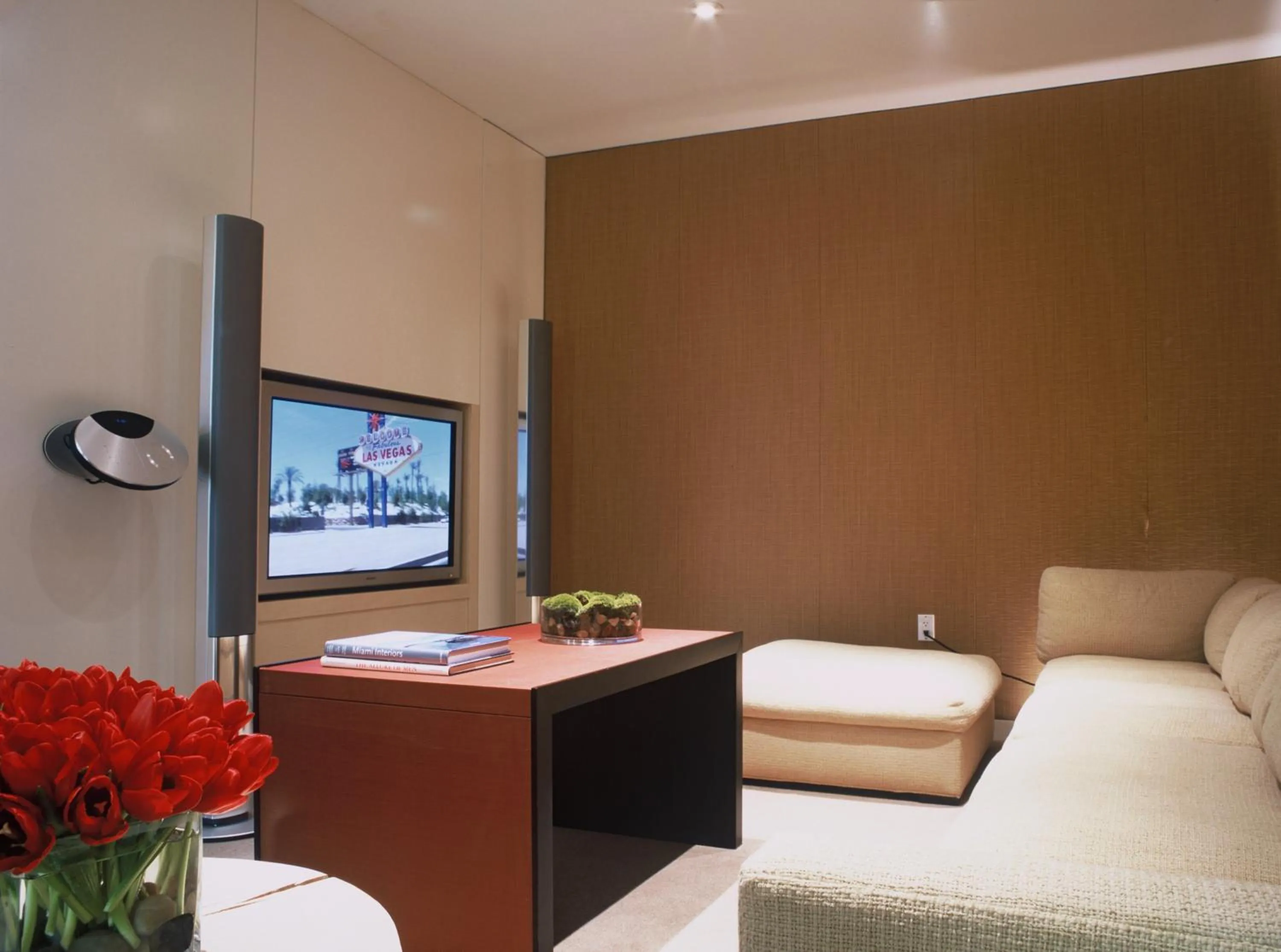 Photo of the whole room in SKYLOFTS at MGM Grand