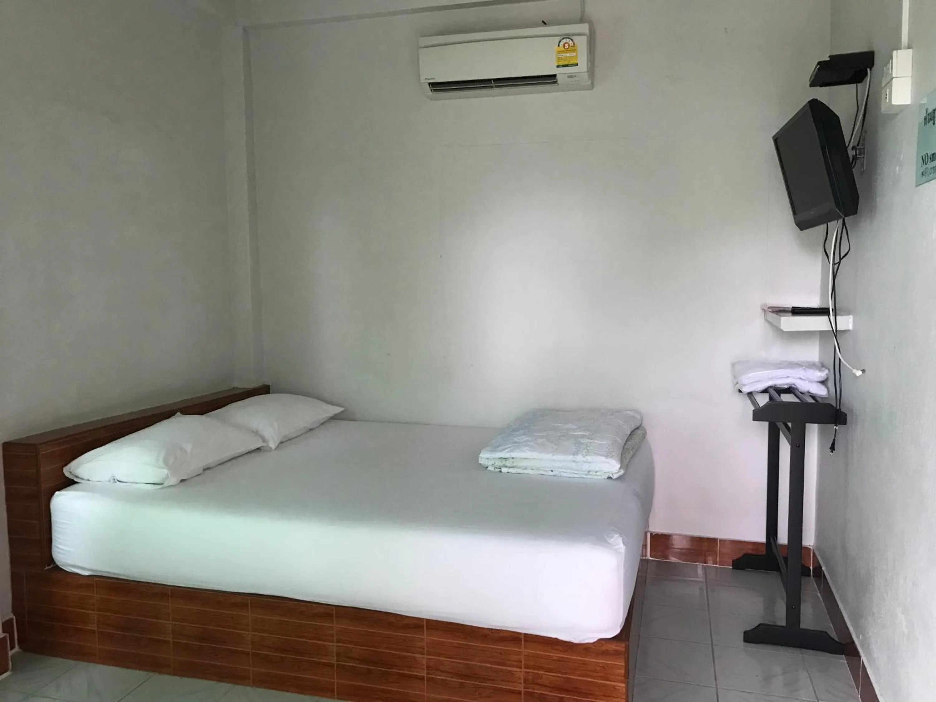 Bed in Rubtawan Sichang Resort