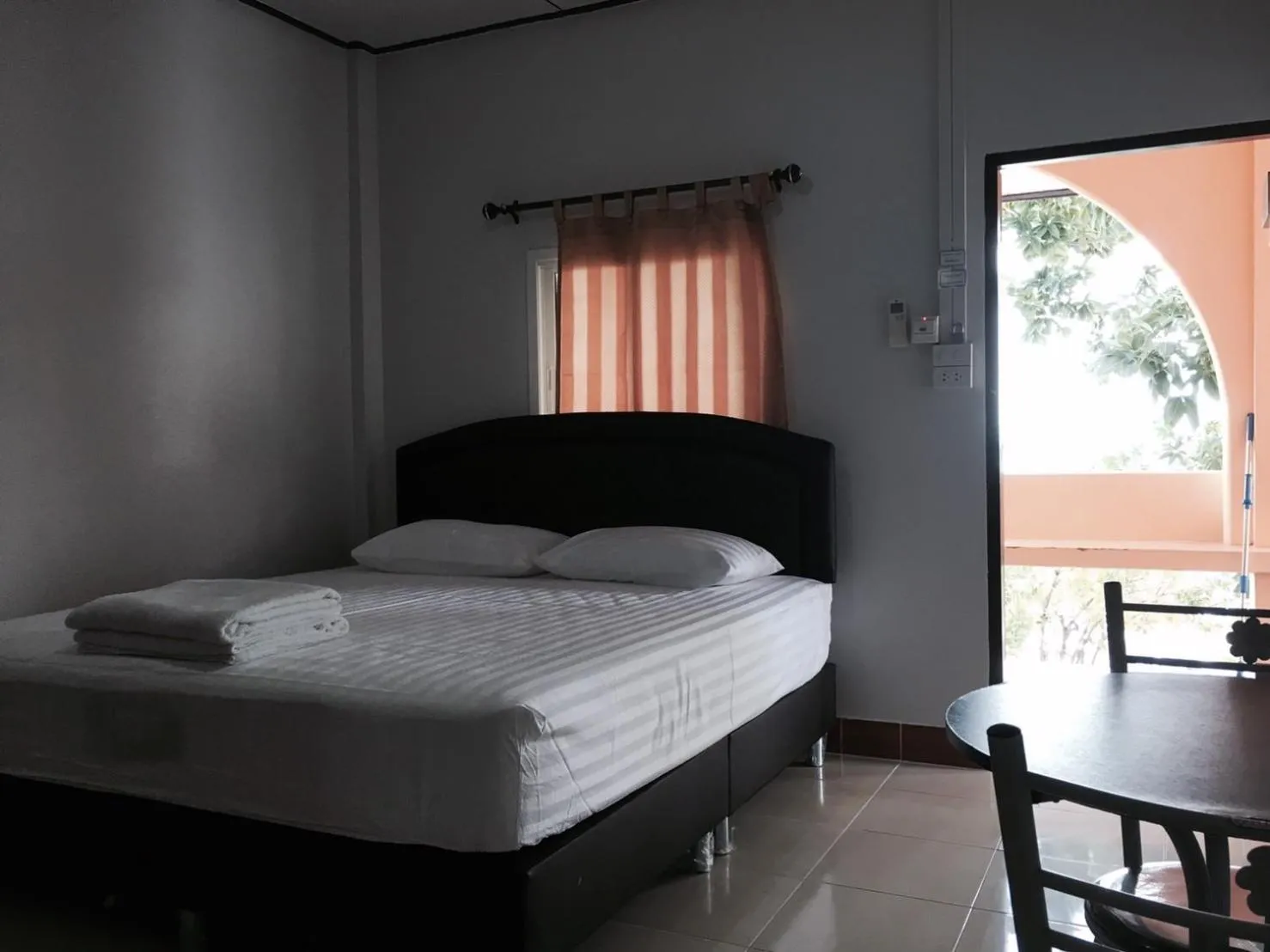Bed in Rubtawan Sichang Resort