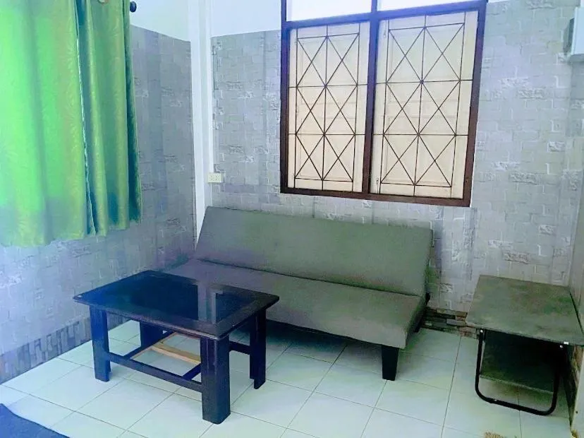 Rubtawan Sichang Resort