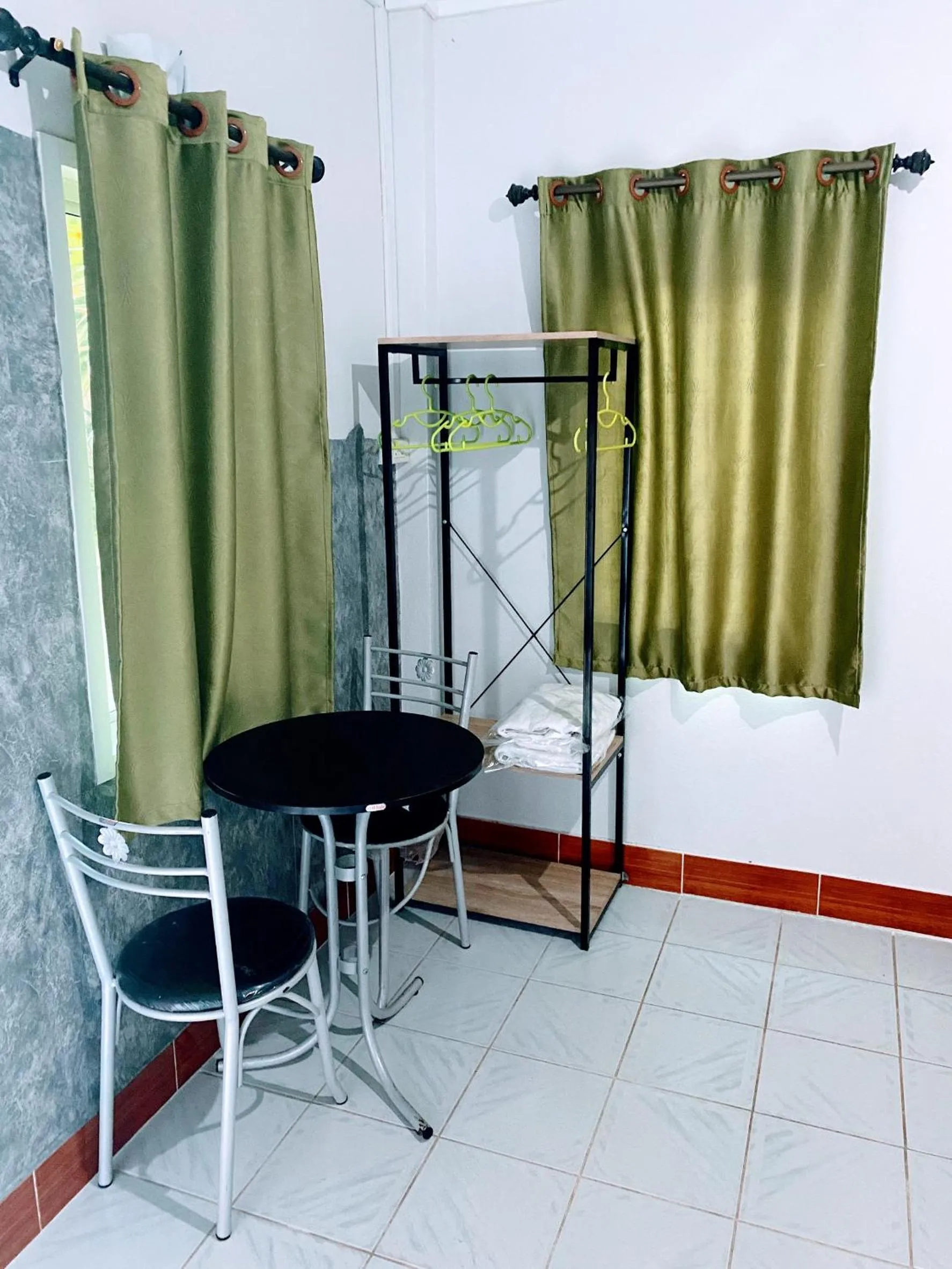 Rubtawan Sichang Resort