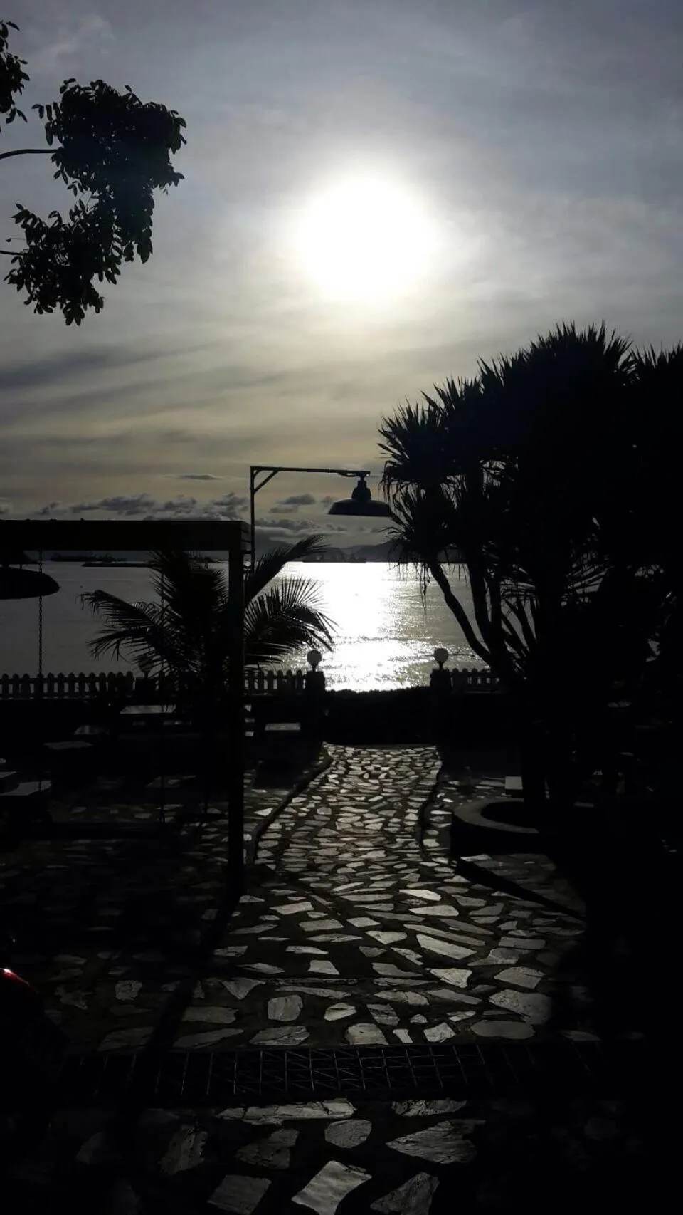 Rubtawan Sichang Resort