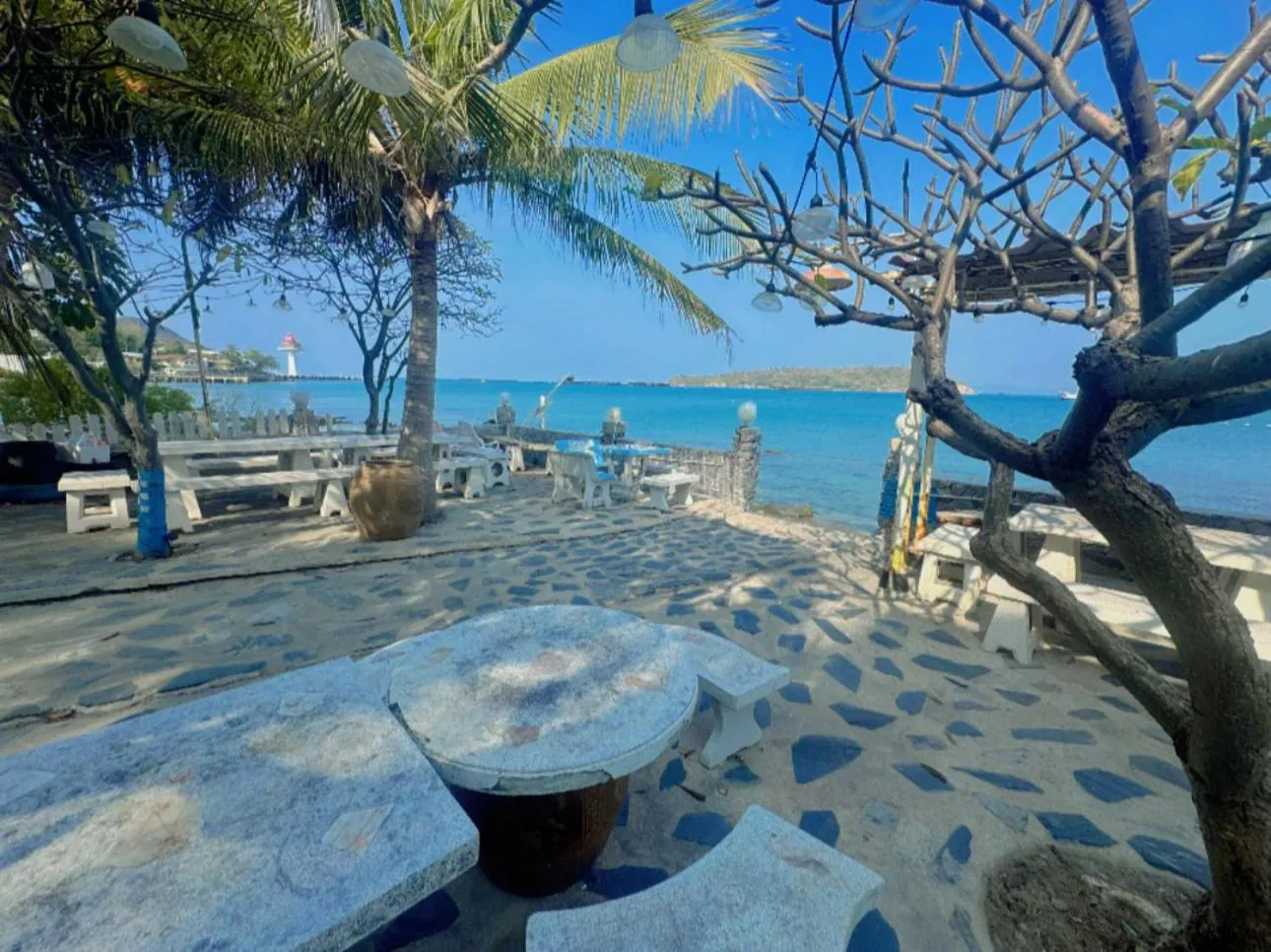 Rubtawan Sichang Resort