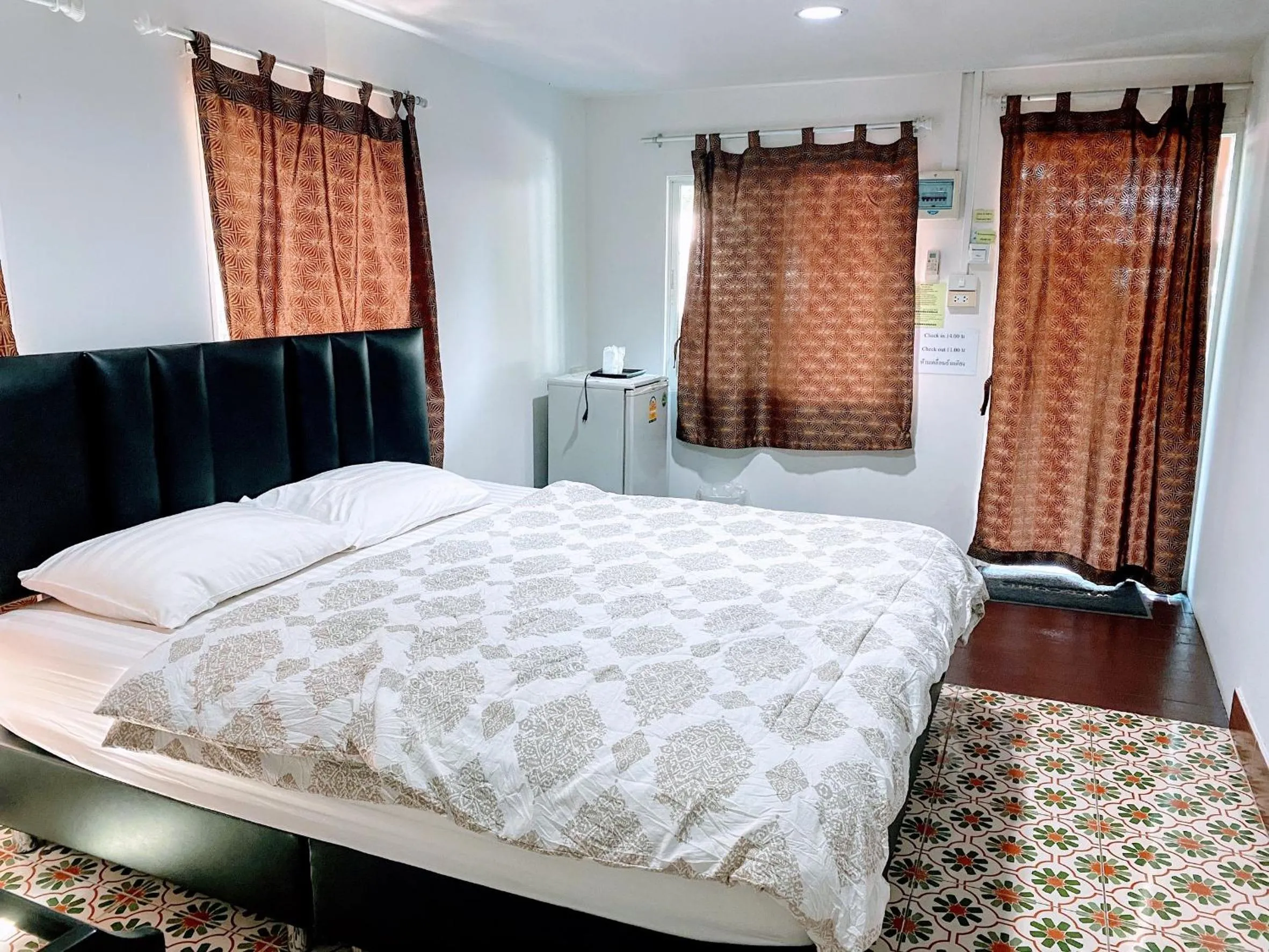 Bed in Rubtawan Sichang Resort