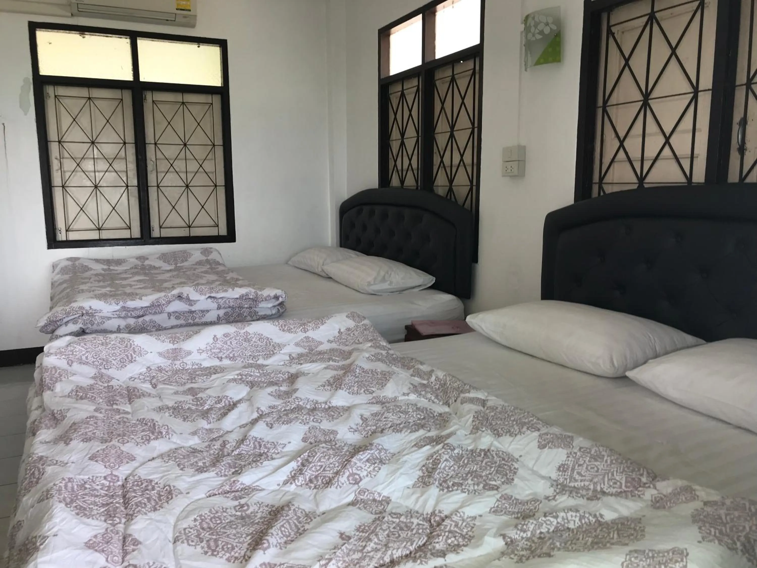 Bed in Rubtawan Sichang Resort