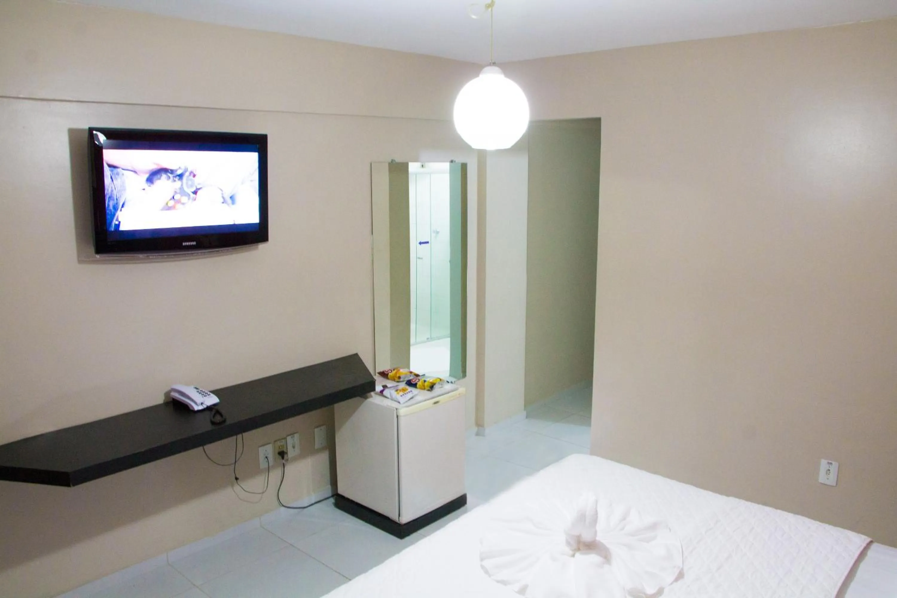 Bedroom, Bed in JR Hotel