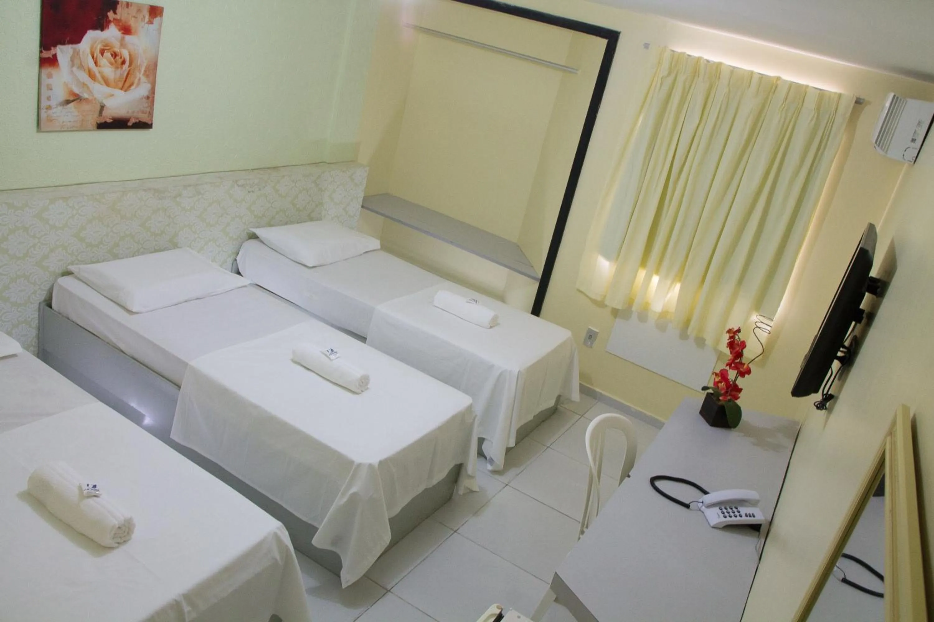 Bedroom, Bed in JR Hotel