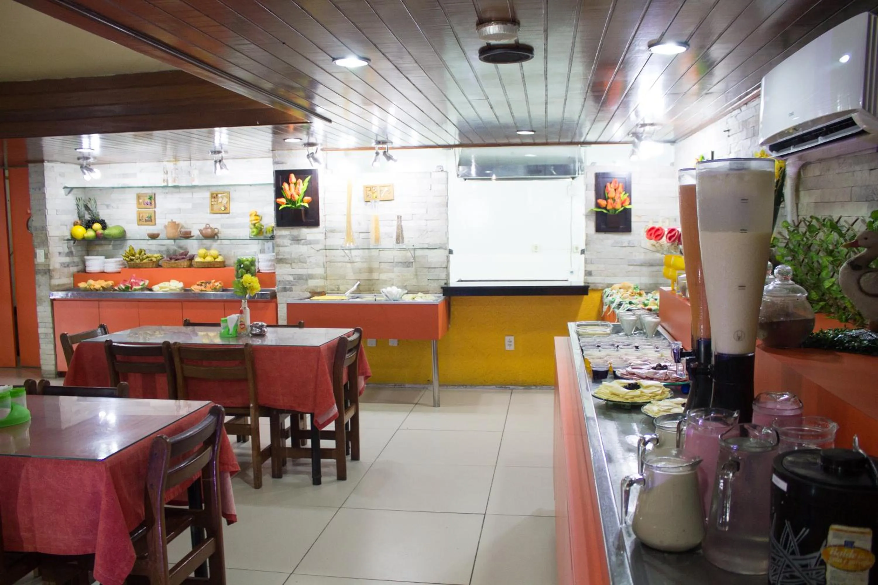 Restaurant/places to eat in JR Hotel