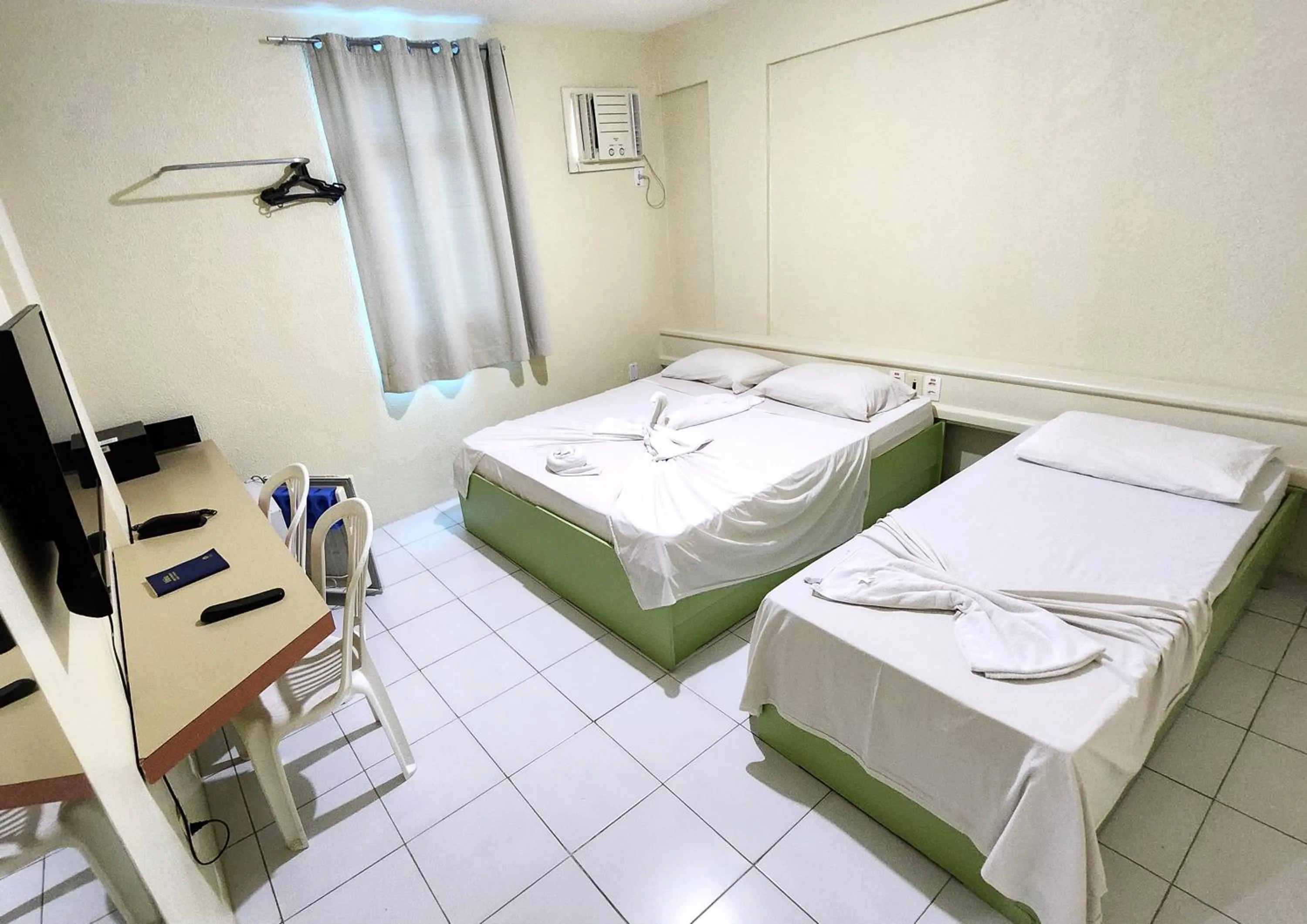 Bed in Guarany Hotel Express