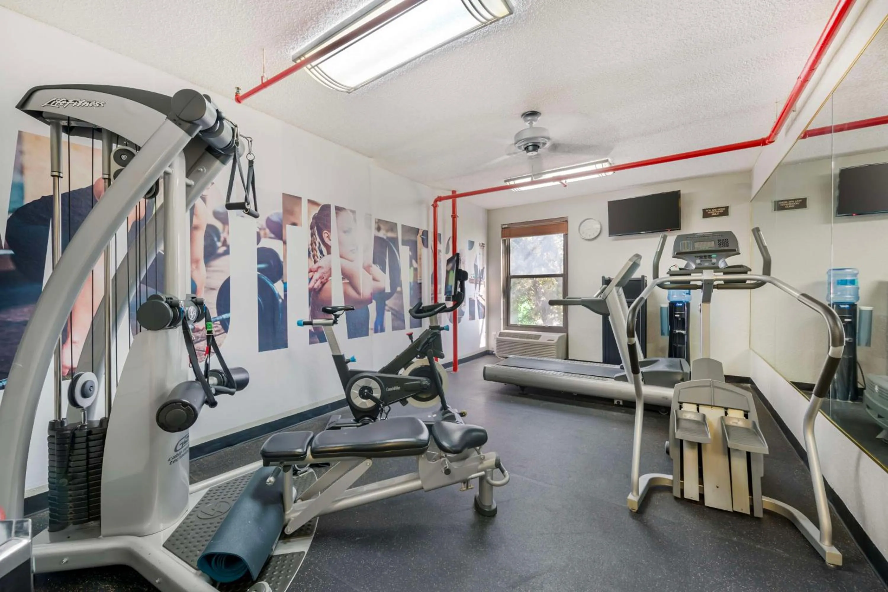 Fitness centre/facilities in Best Western Plus Universal Inn - Free Shuttle to Universal Studios!