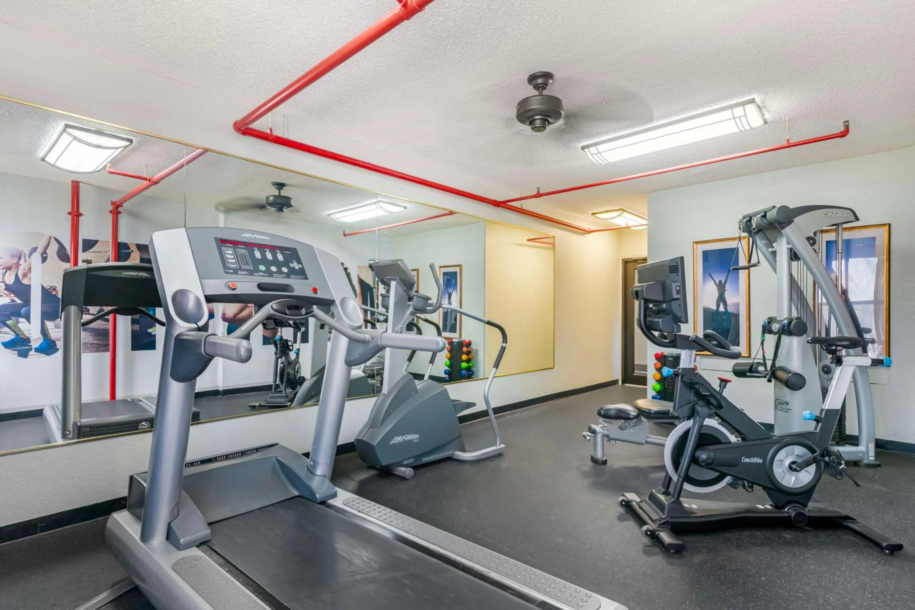 Fitness centre/facilities in Best Western Plus Universal Inn - Free Shuttle to Universal Studios!