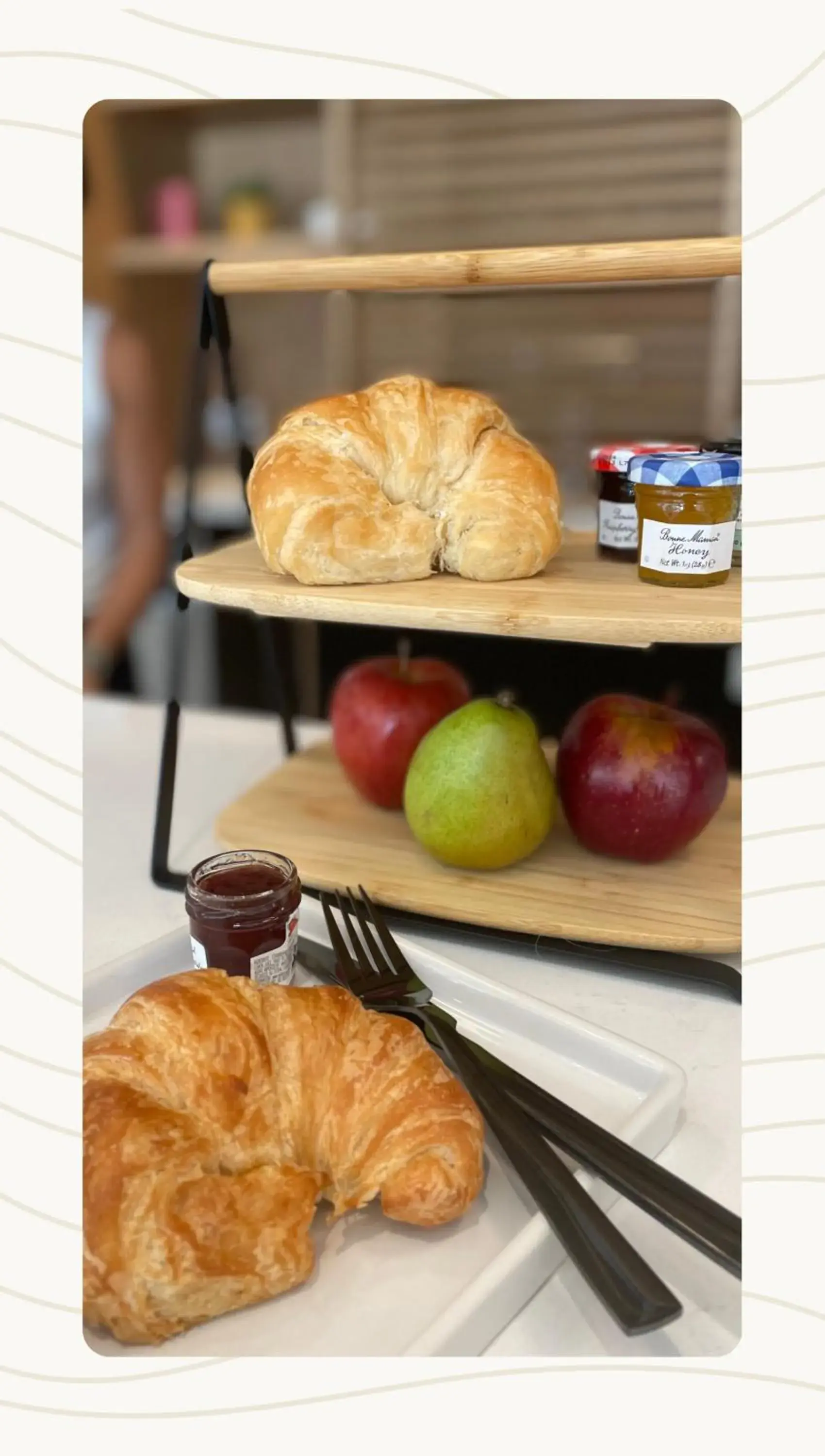 Breakfast in Strata Hotel Breakfast in Strata Hotel