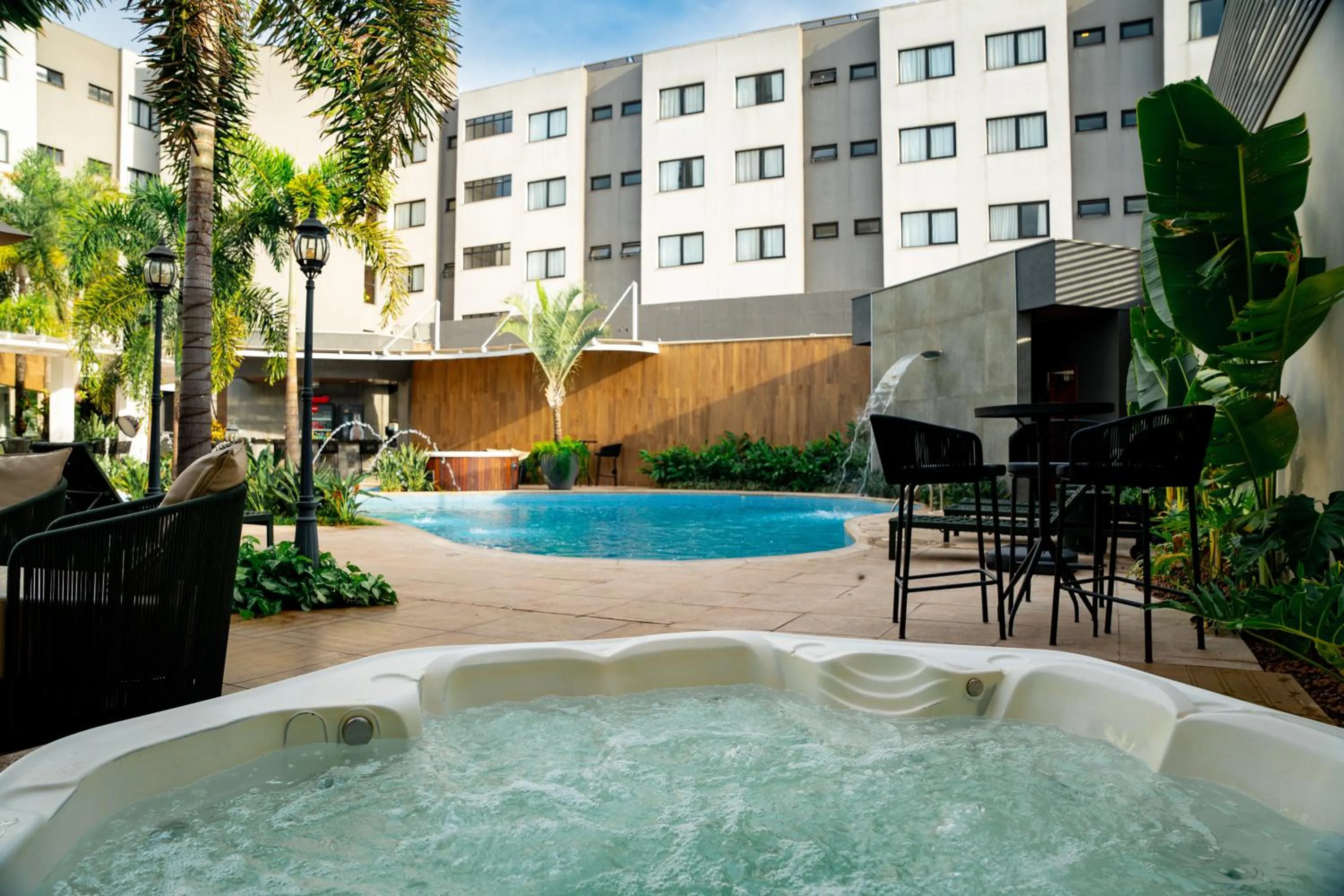 Property building in Nadai Confort Hotel e Spa