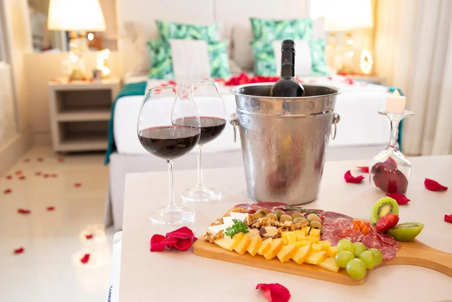 Food and drinks in Nadai Confort Hotel e Spa Food and drinks in Nadai Confort Hotel e Spa