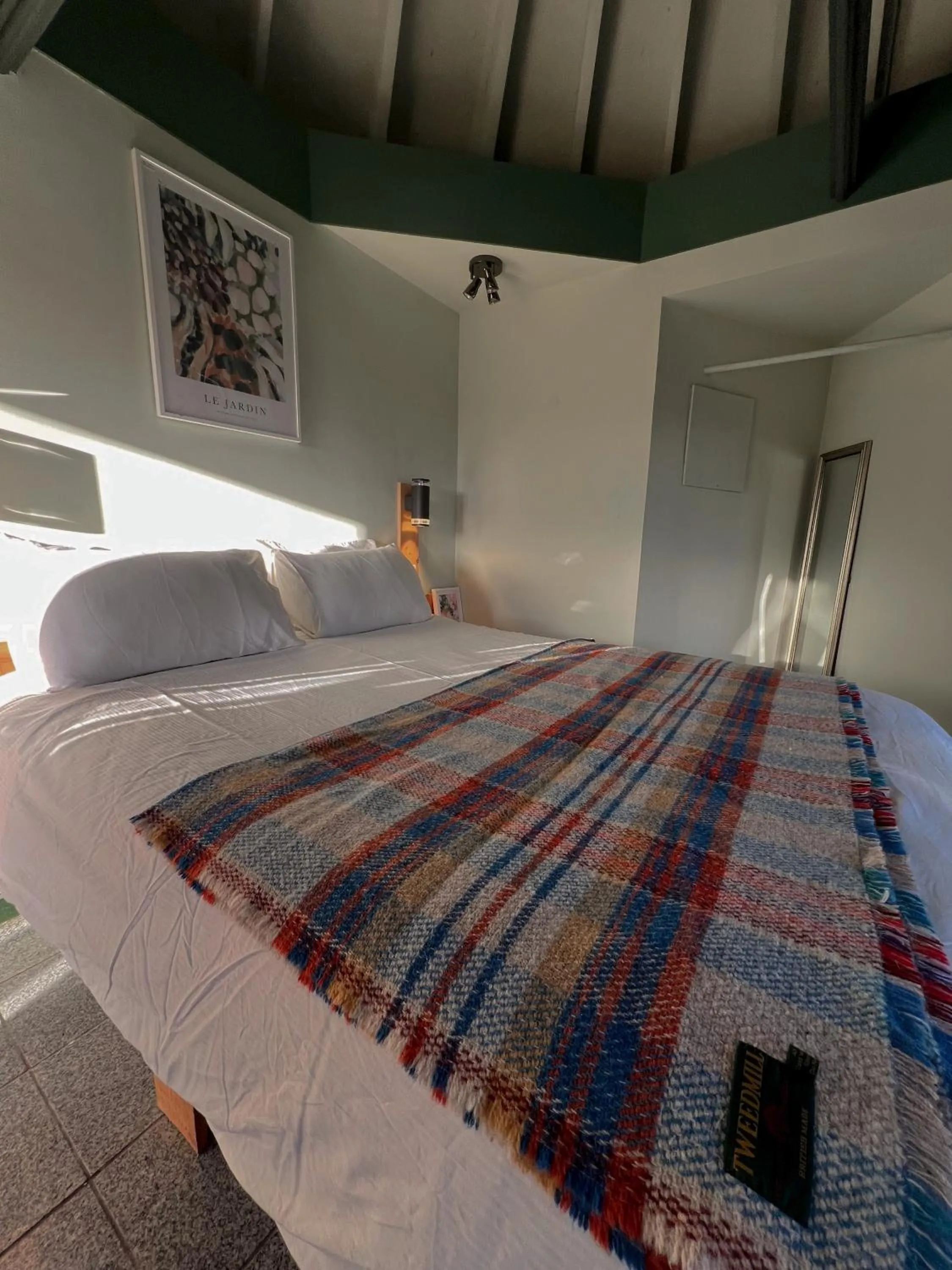 Bed in Ivybank Villa