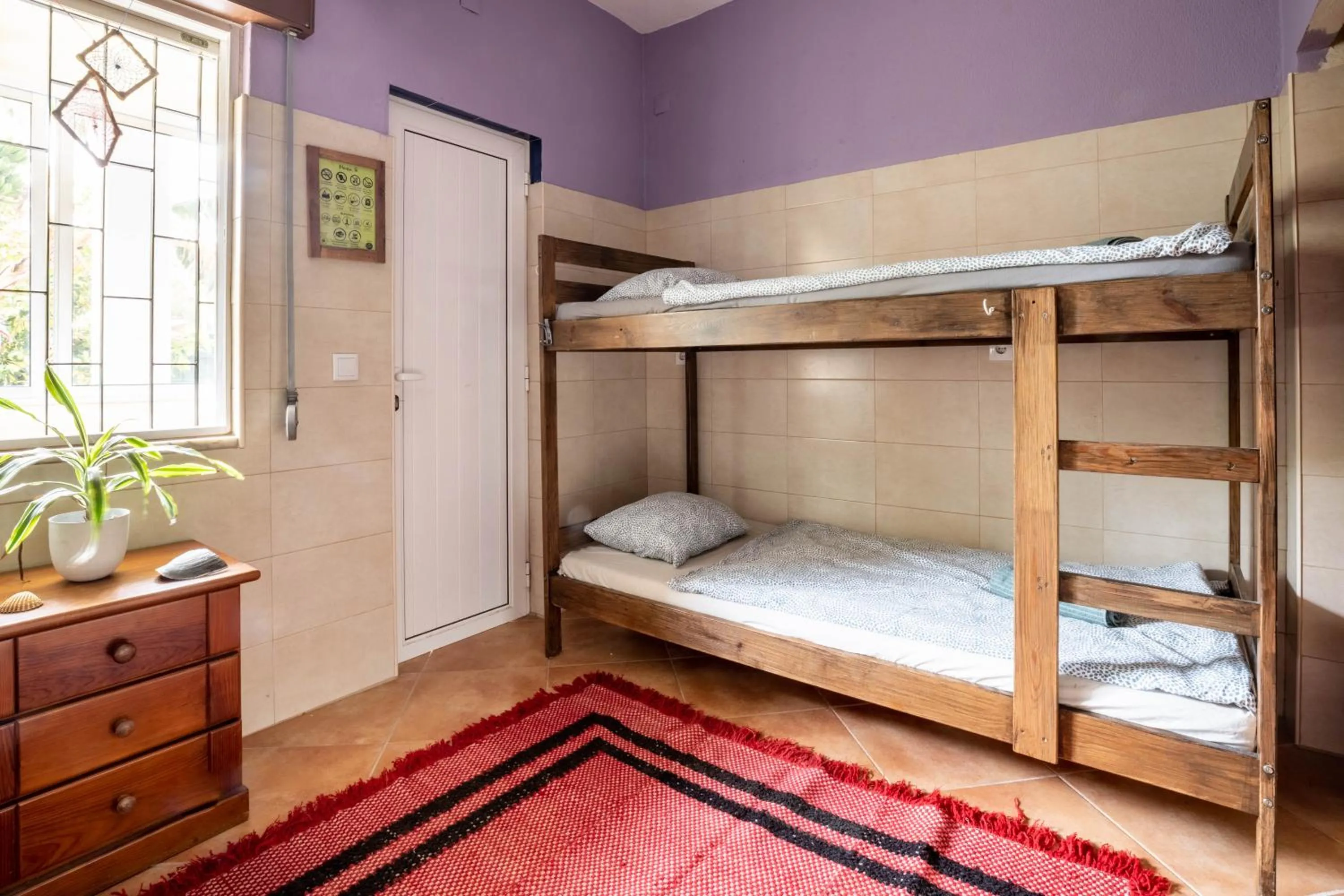 Bedroom, Bed in Natural Mystic Hostel