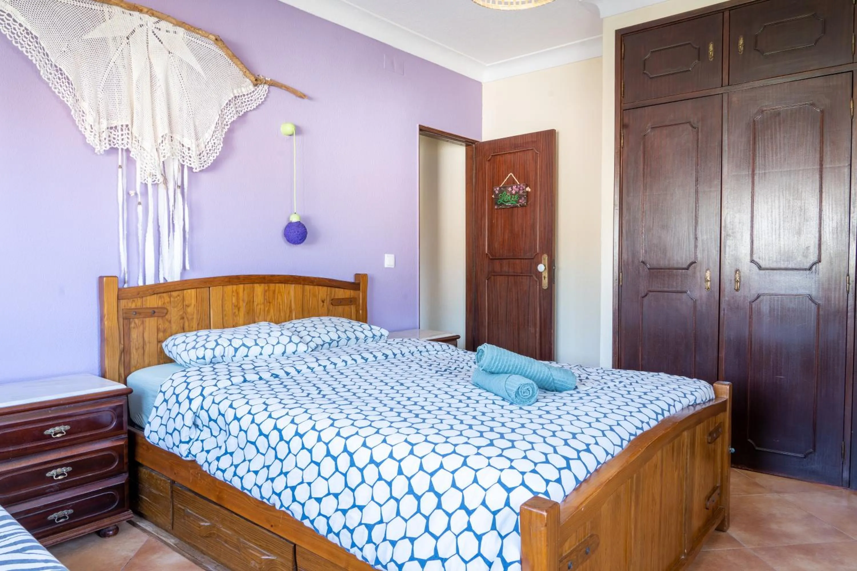 Bedroom, Bed in Natural Mystic Hostel