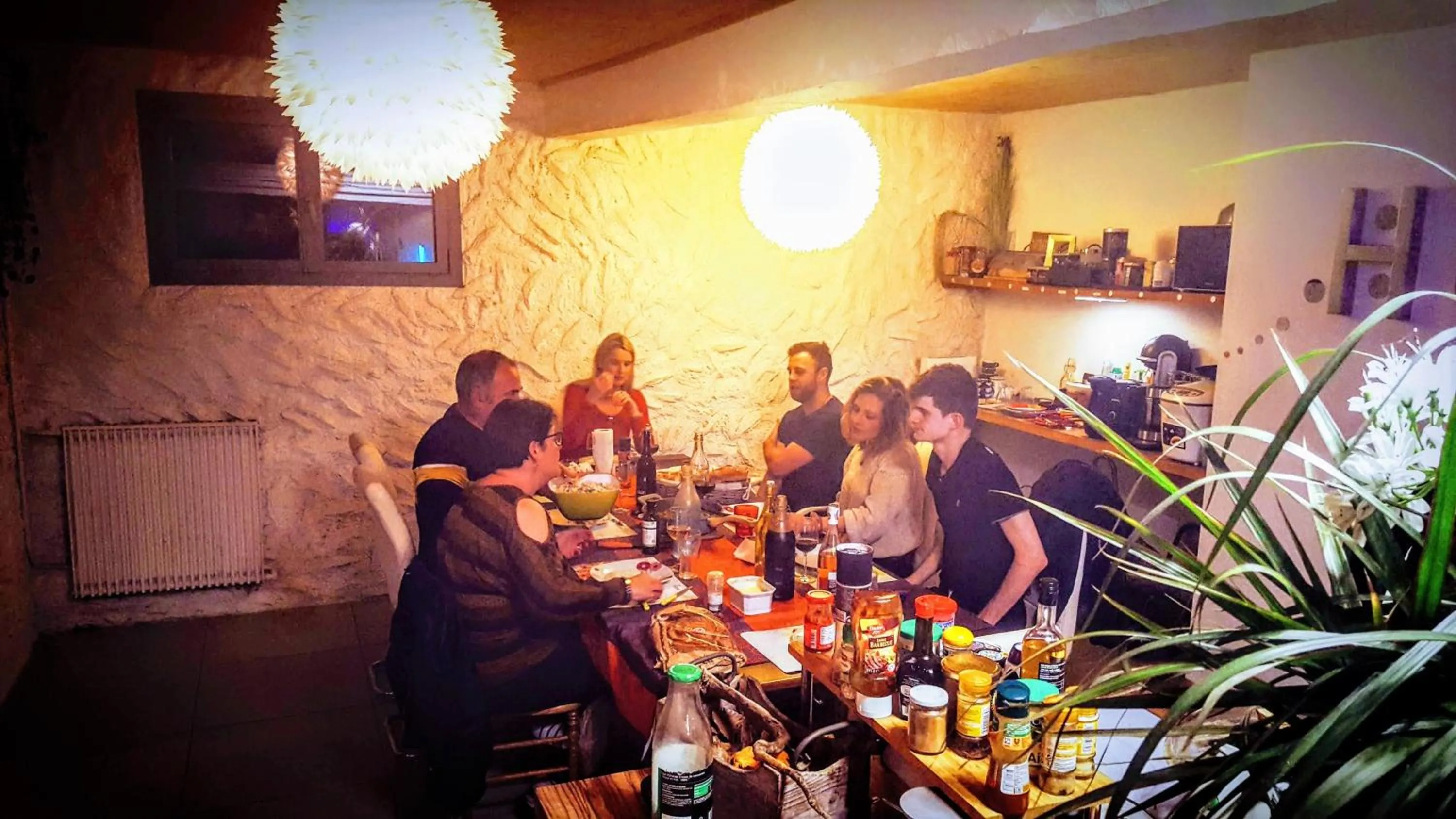 People in Skymist Maison d'hôtes