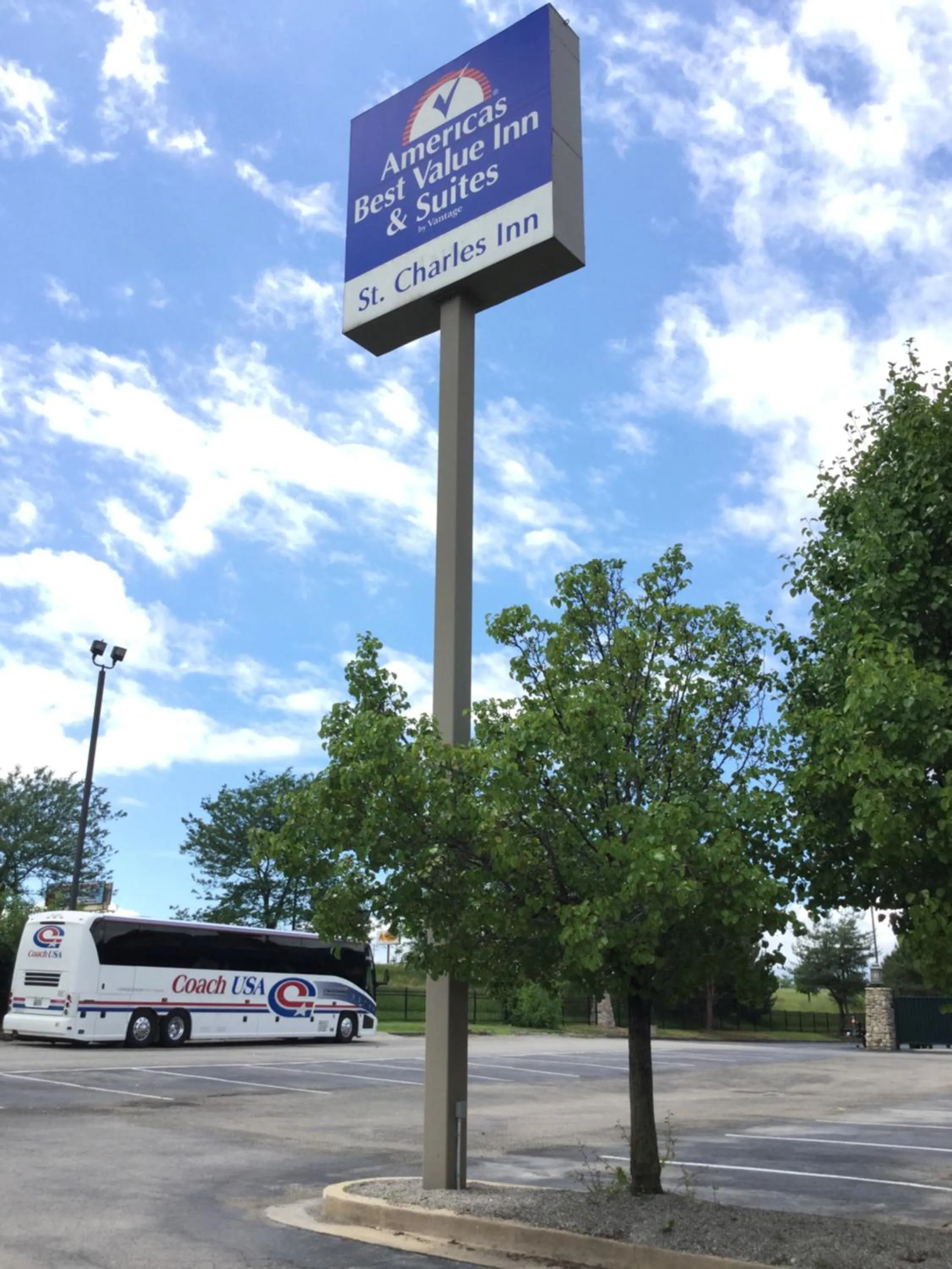 Americas Best Value Inn and Suites Saint Charles