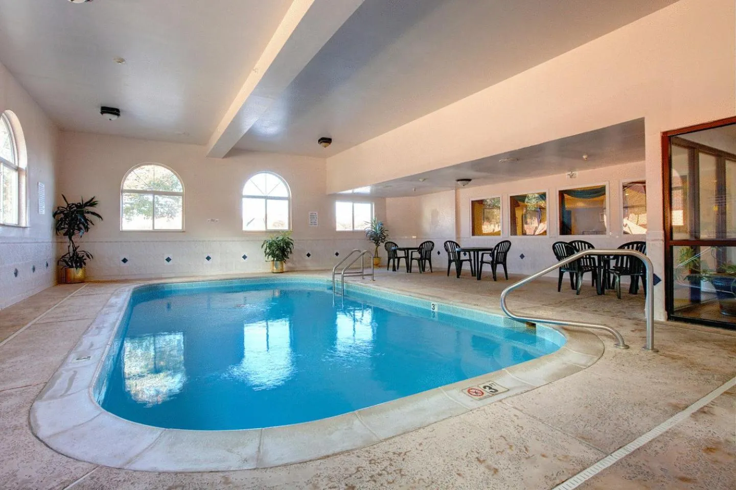 Day in Americas Best Value Inn and Suites Saint Charles