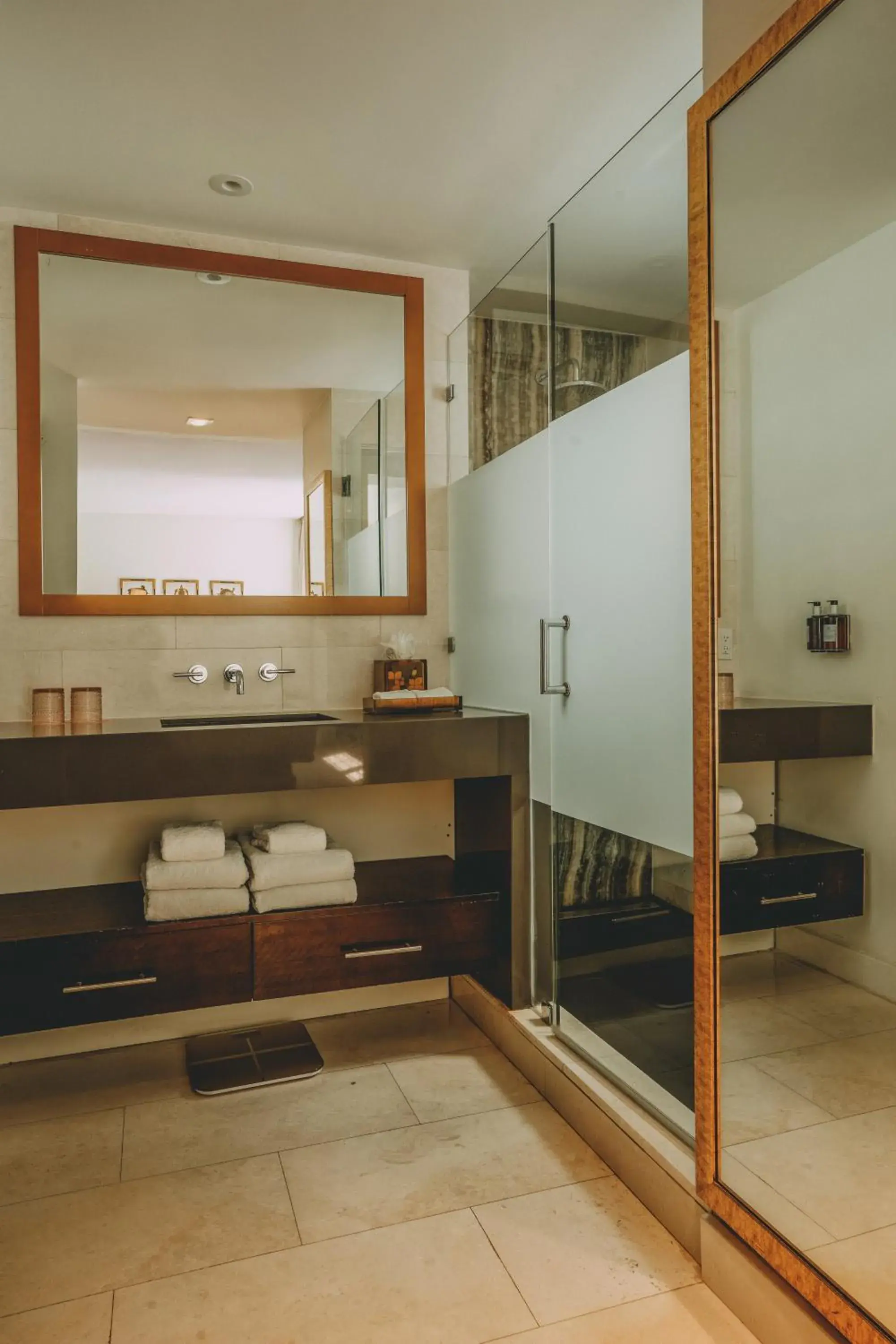 Pool View with Balcony King in Iberostar Waves Berkeley Shore Pool View with Balcony King in Iberostar Waves Berkeley Shore