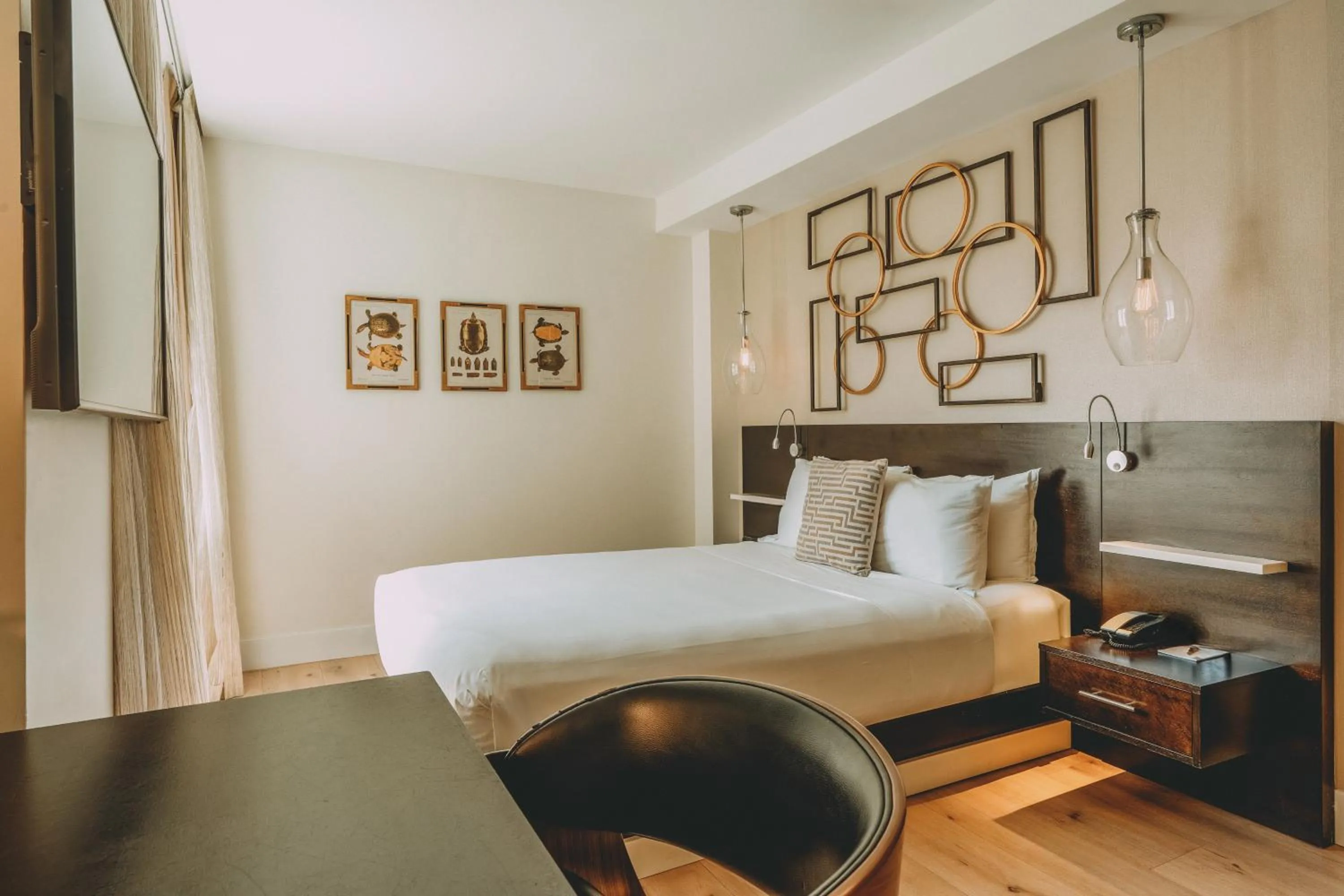 Bed in Iberostar Waves Berkeley Shore