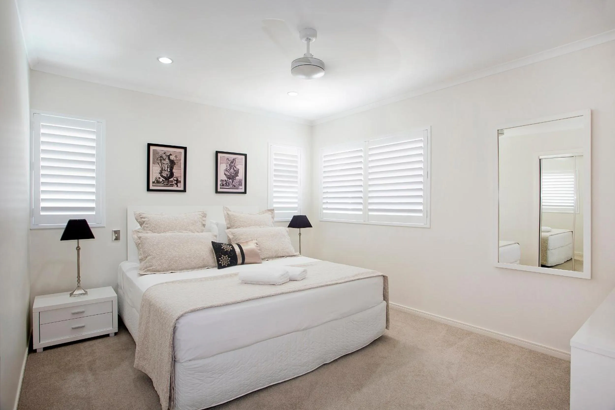 Bedroom, Bed in Offshore Noosa Resort