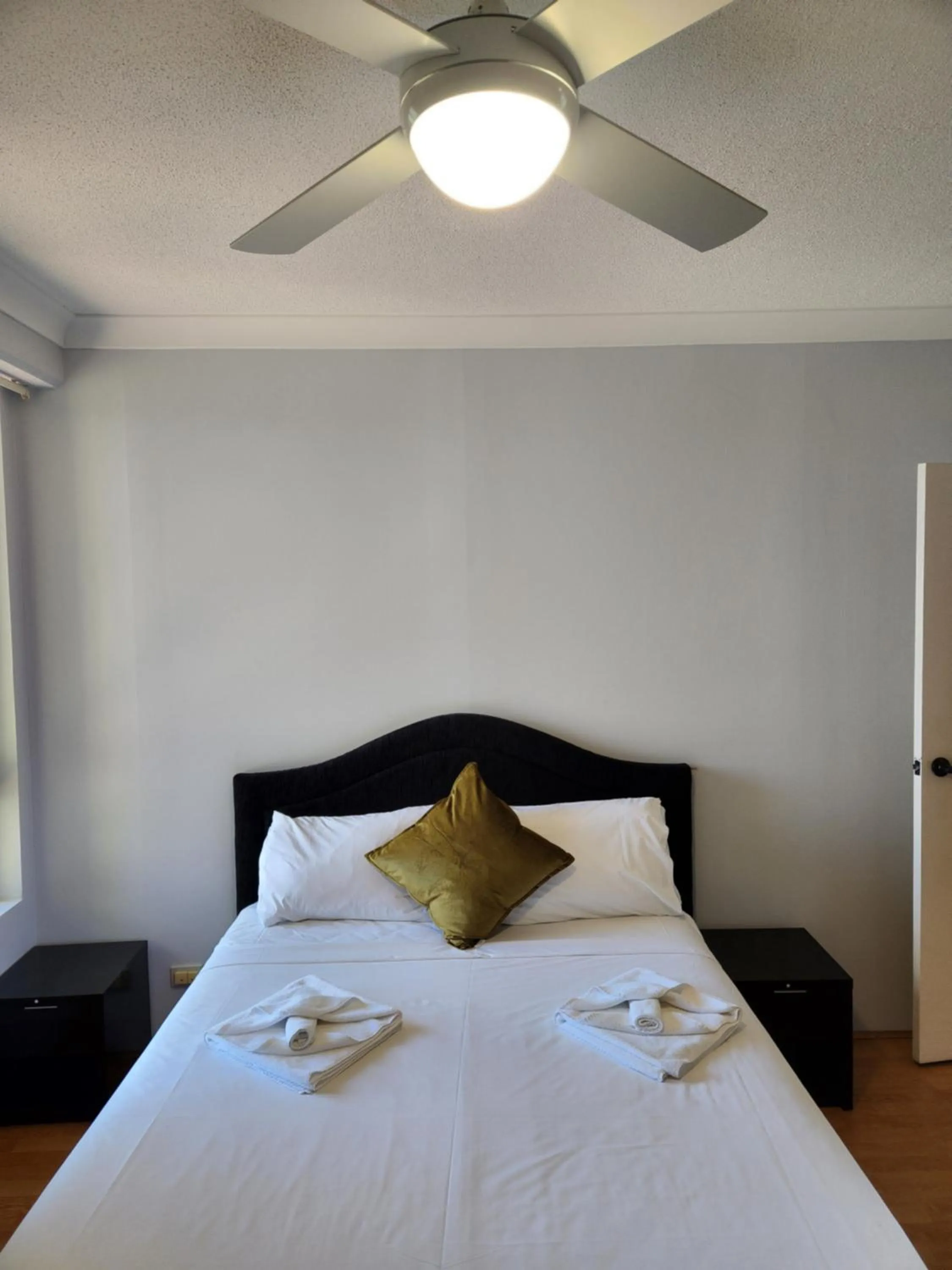 Surfers Hawaiian Holiday Apartments