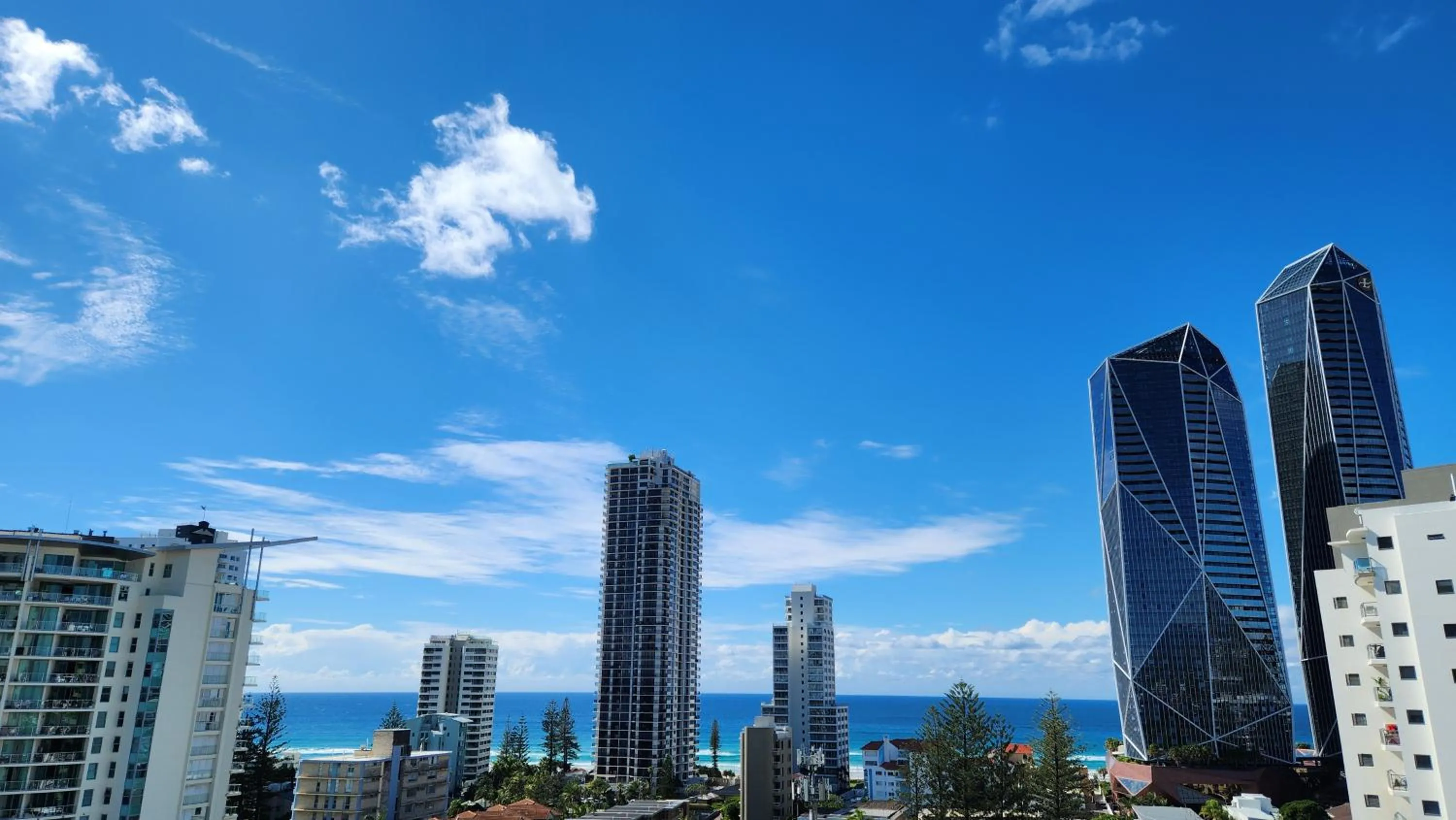 Surfers Hawaiian Holiday Apartments