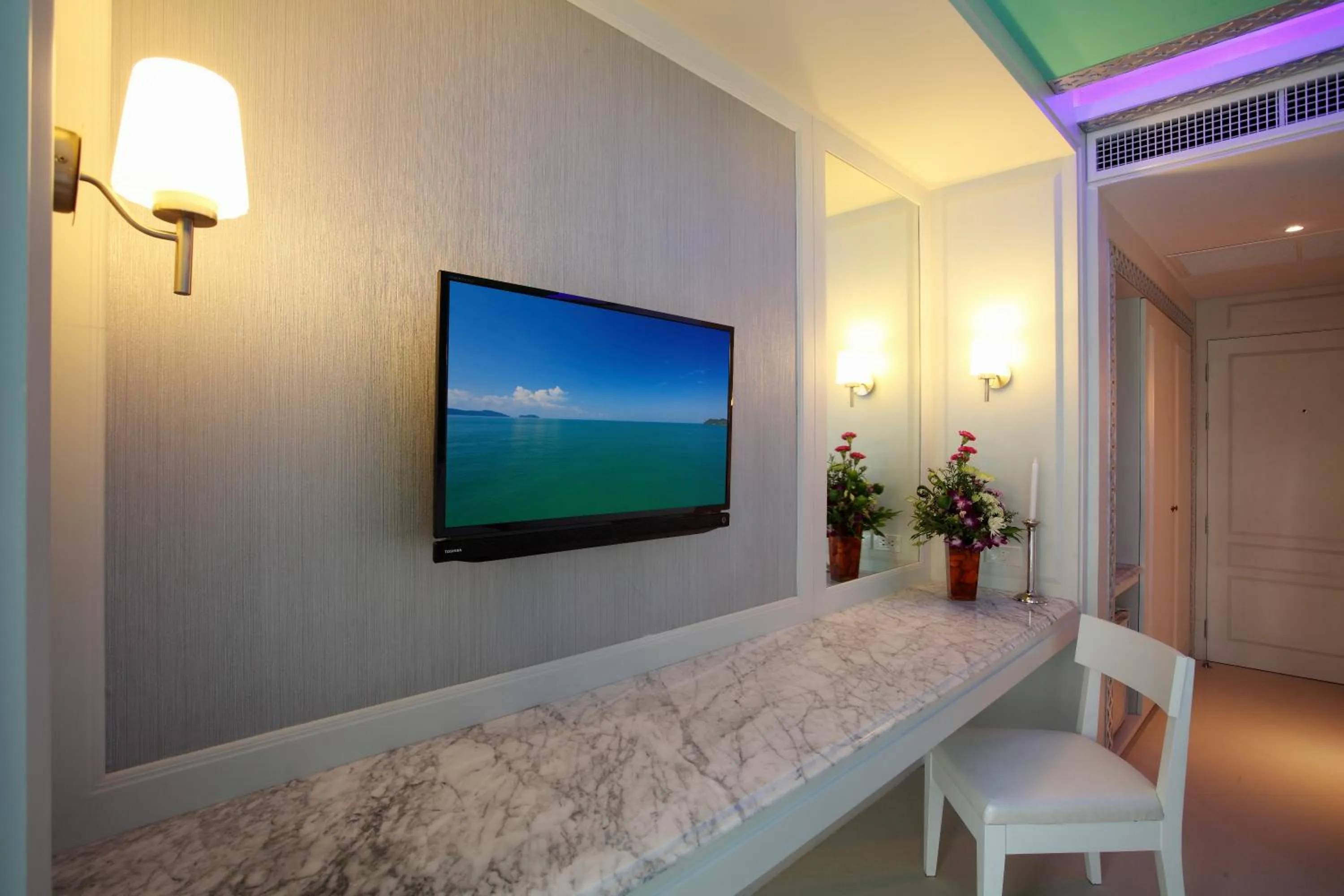 Seating area in The Verandah - SHA Extra Plus