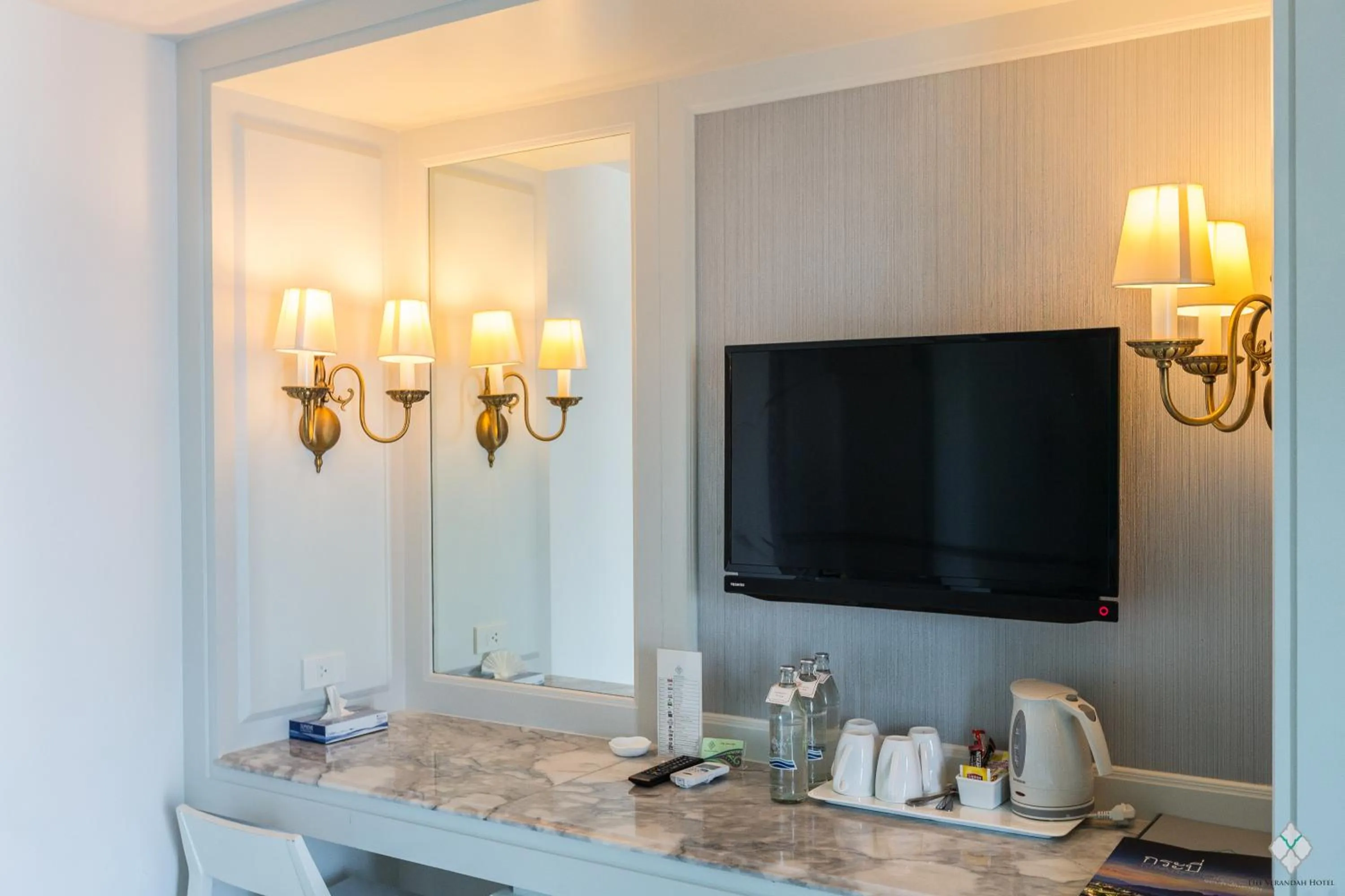 TV and multimedia in The Verandah - SHA Extra Plus