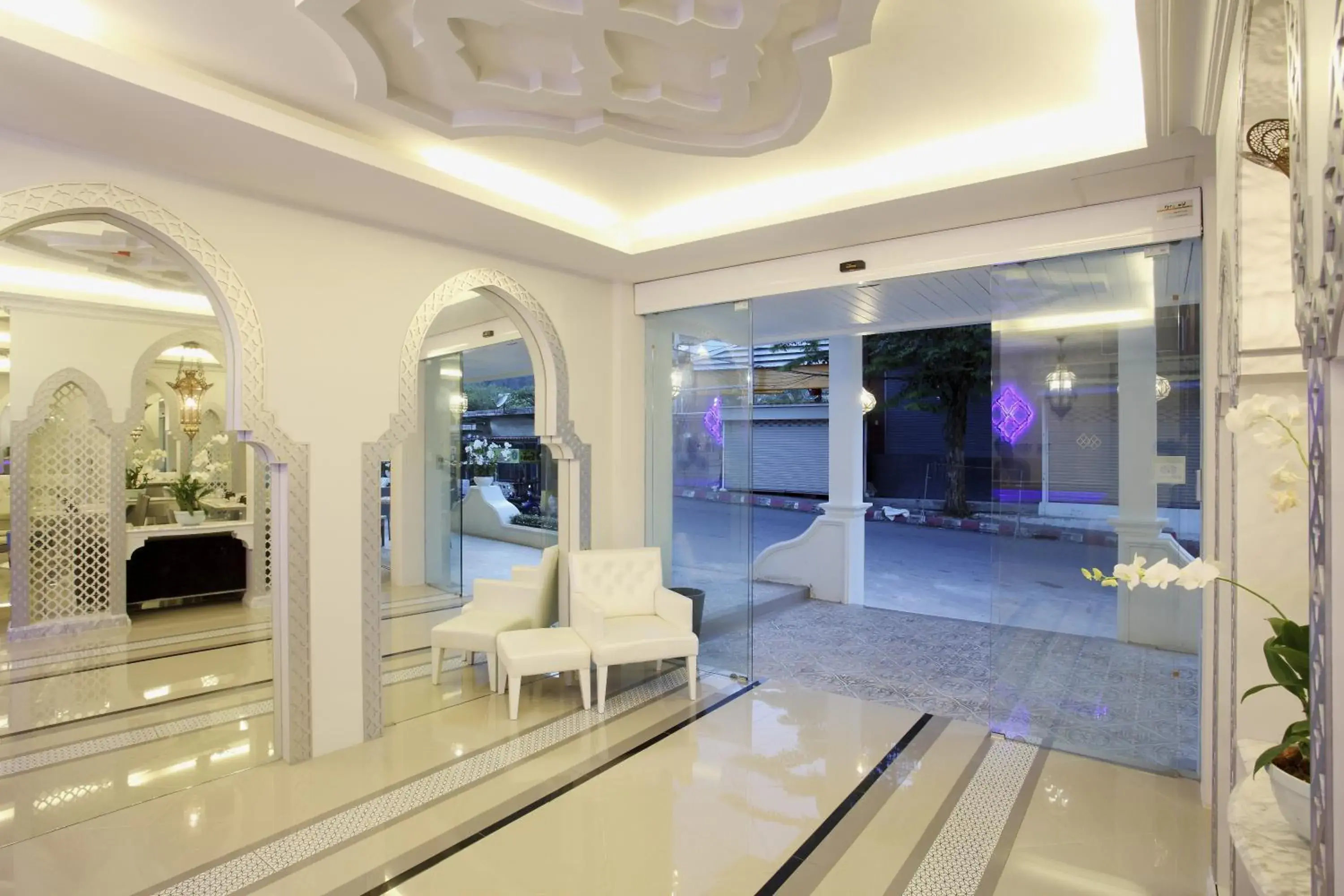 Lobby or reception in The Verandah - SHA Extra Plus Lobby or reception in The Verandah - SHA Extra Plus