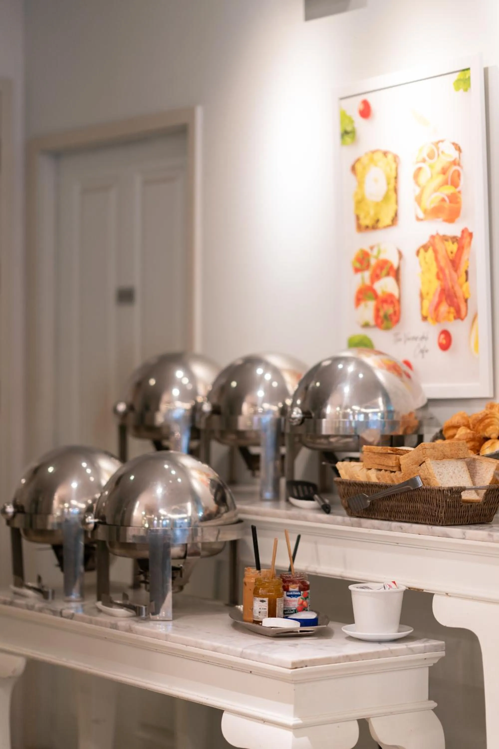 Food and drinks in The Verandah - SHA Extra Plus