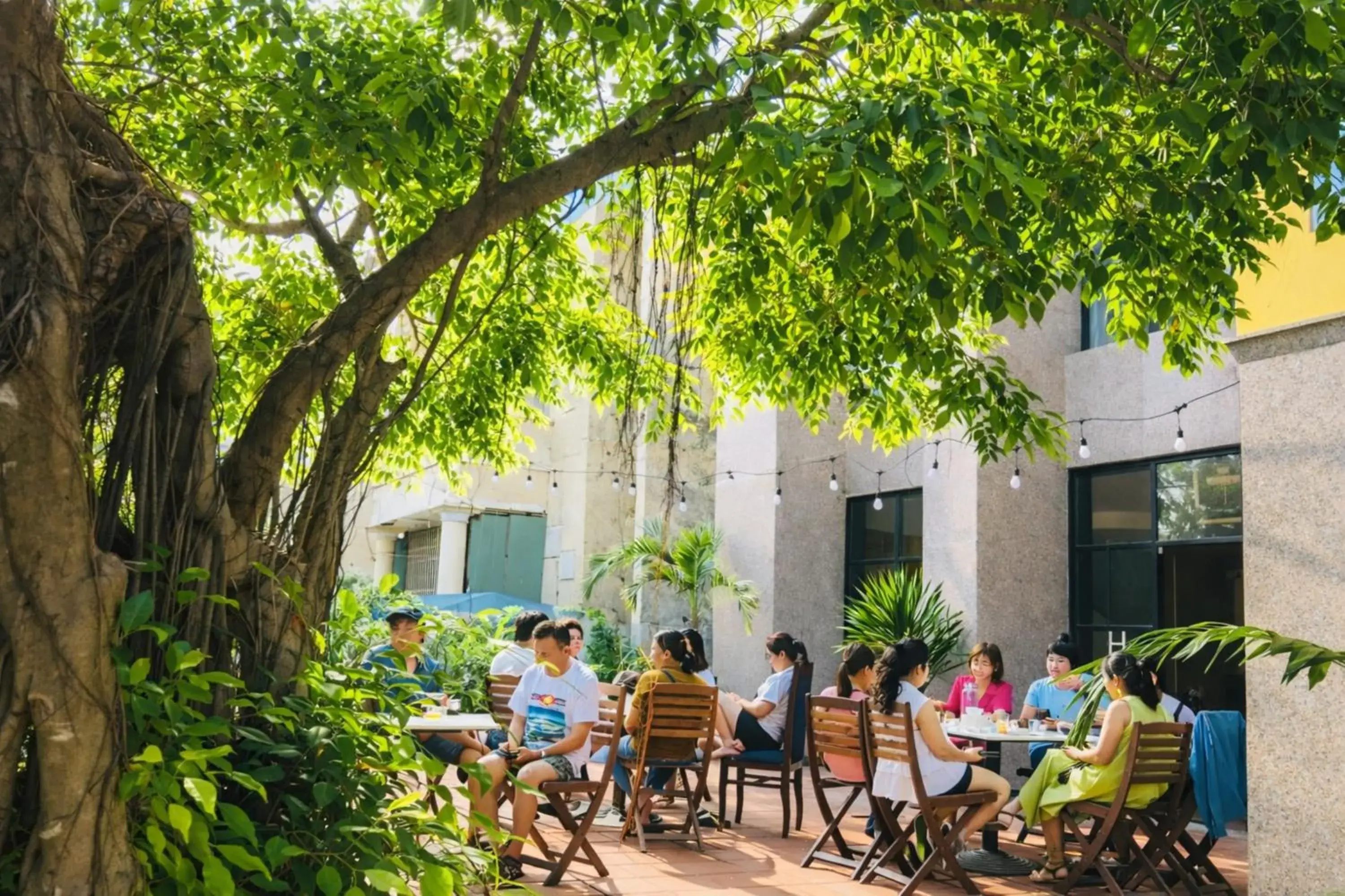 Restaurant/places to eat in Sea and Sand Hotel Restaurant/places to eat in Sea and Sand Hotel