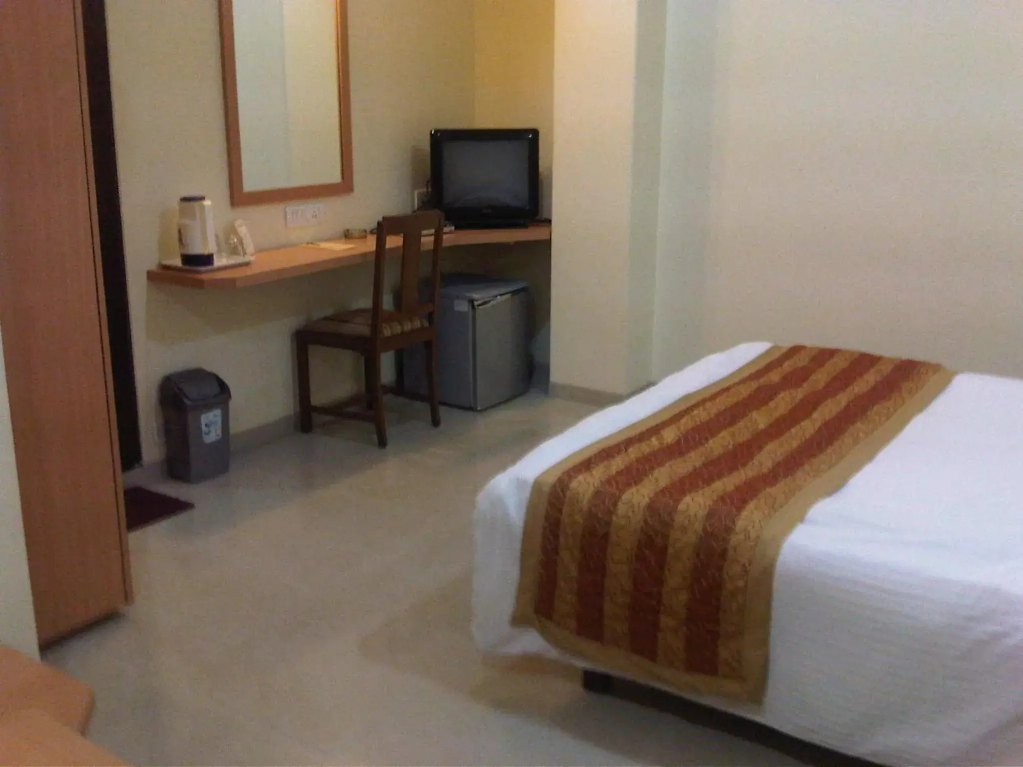 Bed in Chateau Windsor Hotel - Marine Drive Bed in Chateau Windsor Hotel - Marine Drive