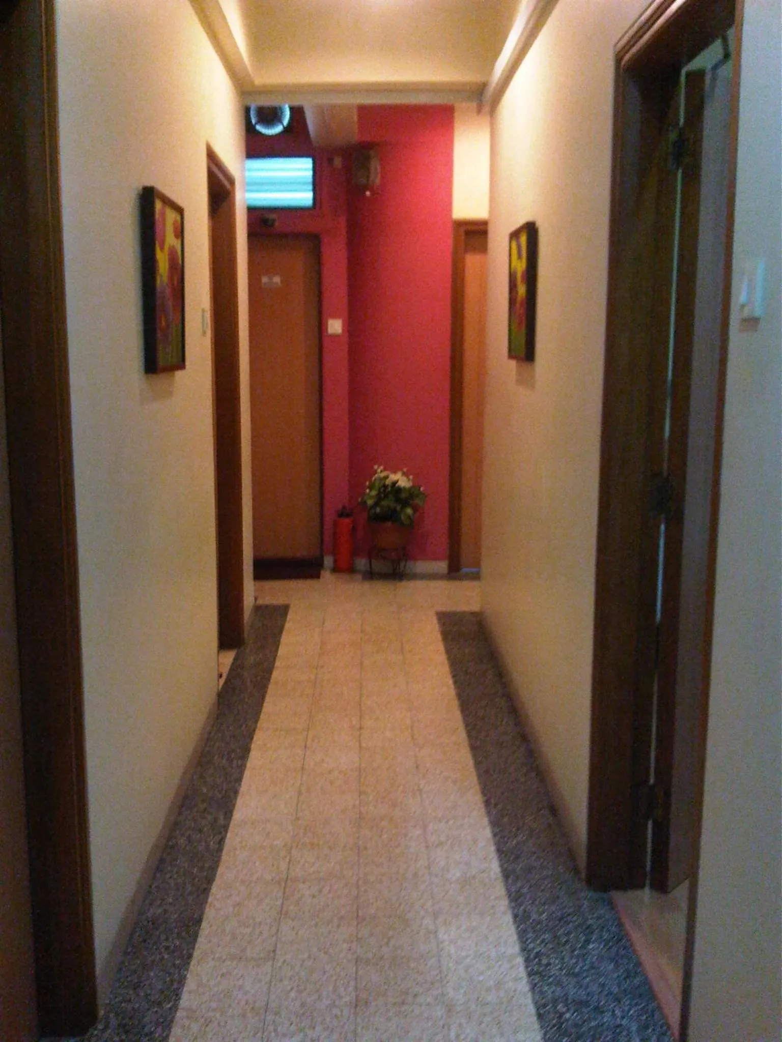 Chateau Windsor Hotel - Marine Drive