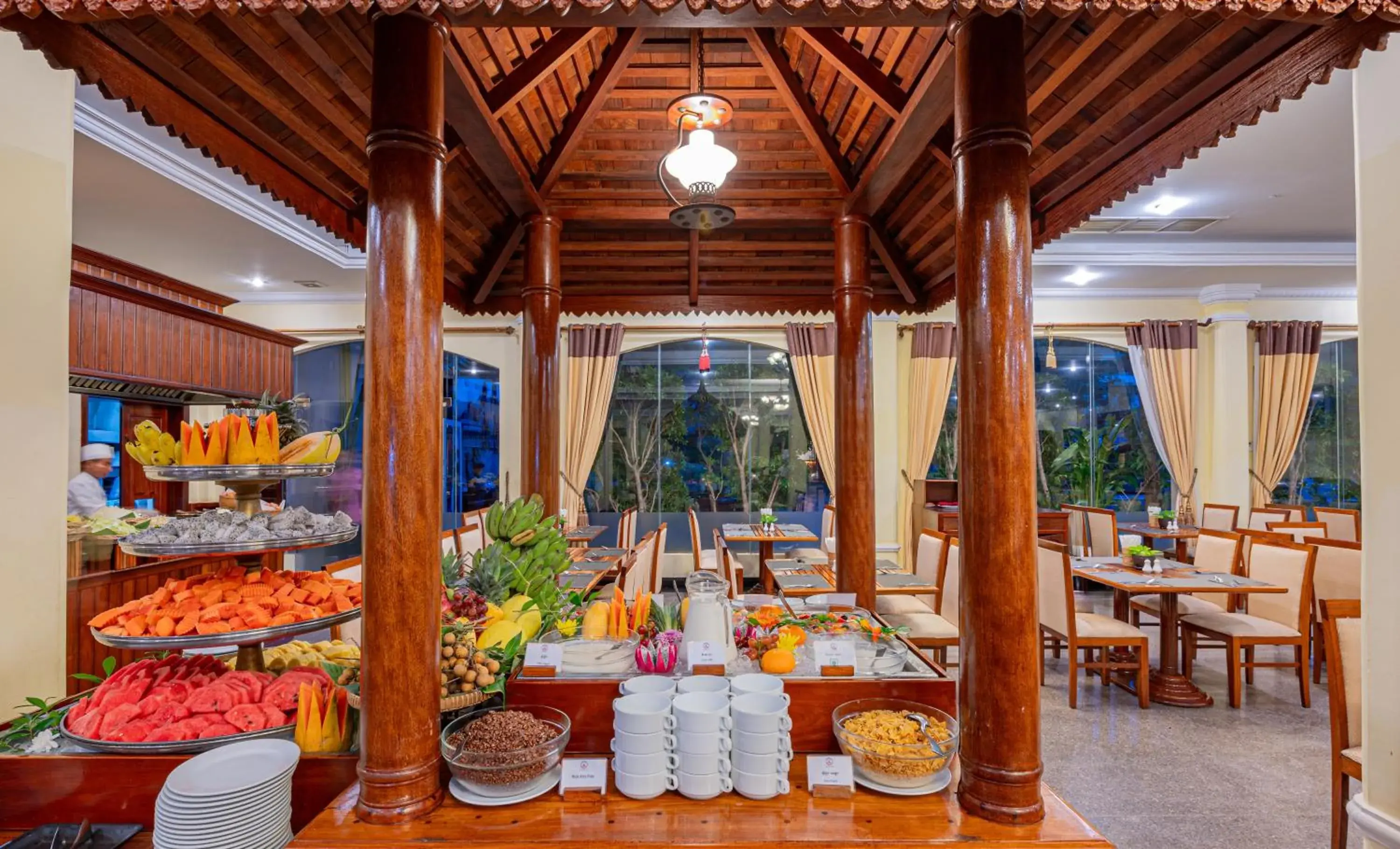 Restaurant/places to eat in Hotel Somadevi Angkor Resort & Spa Restaurant/places to eat in Hotel Somadevi Angkor Resort & Spa