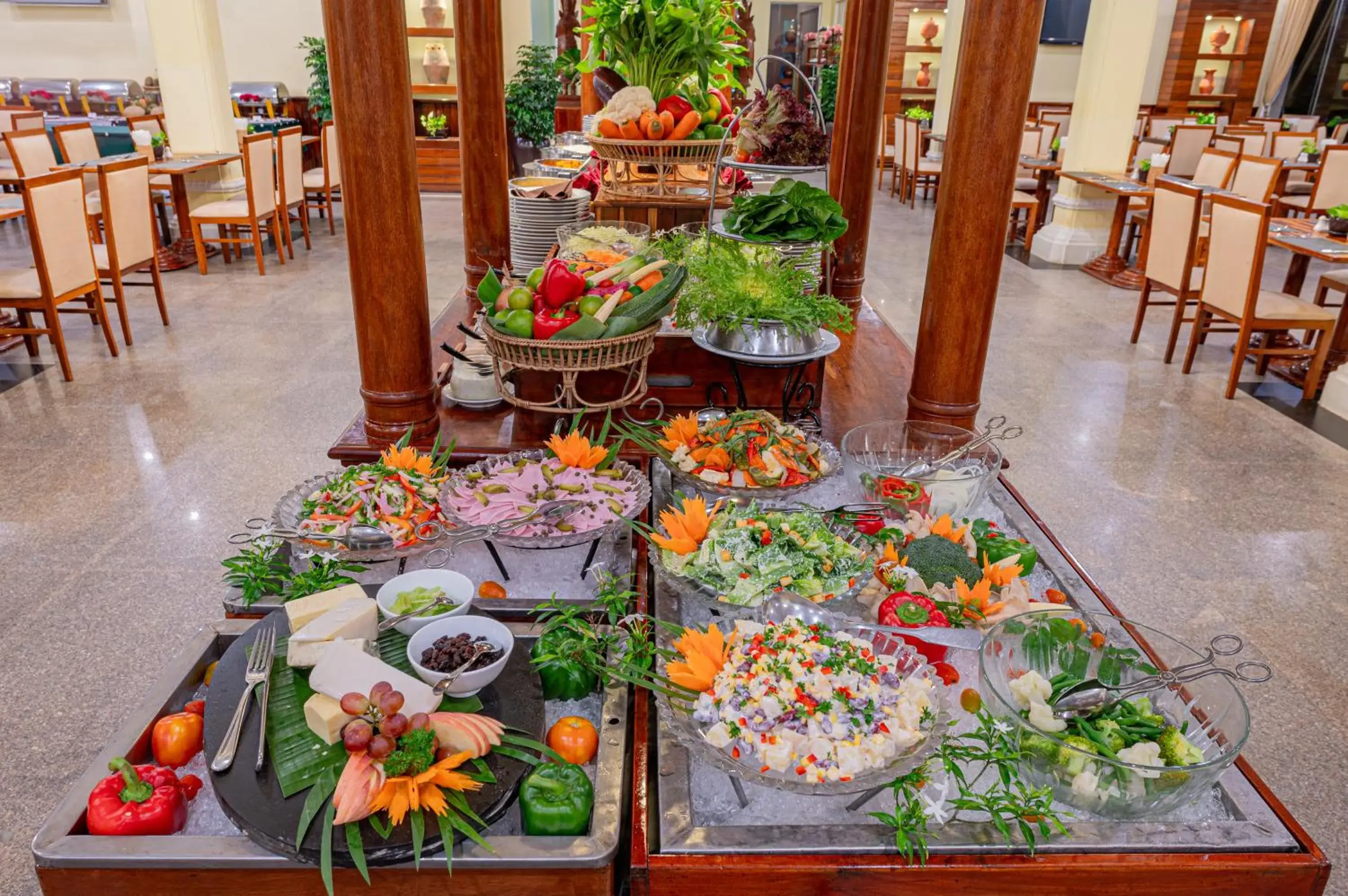 Restaurant/places to eat in Hotel Somadevi Angkor Resort & Spa Restaurant/places to eat in Hotel Somadevi Angkor Resort & Spa