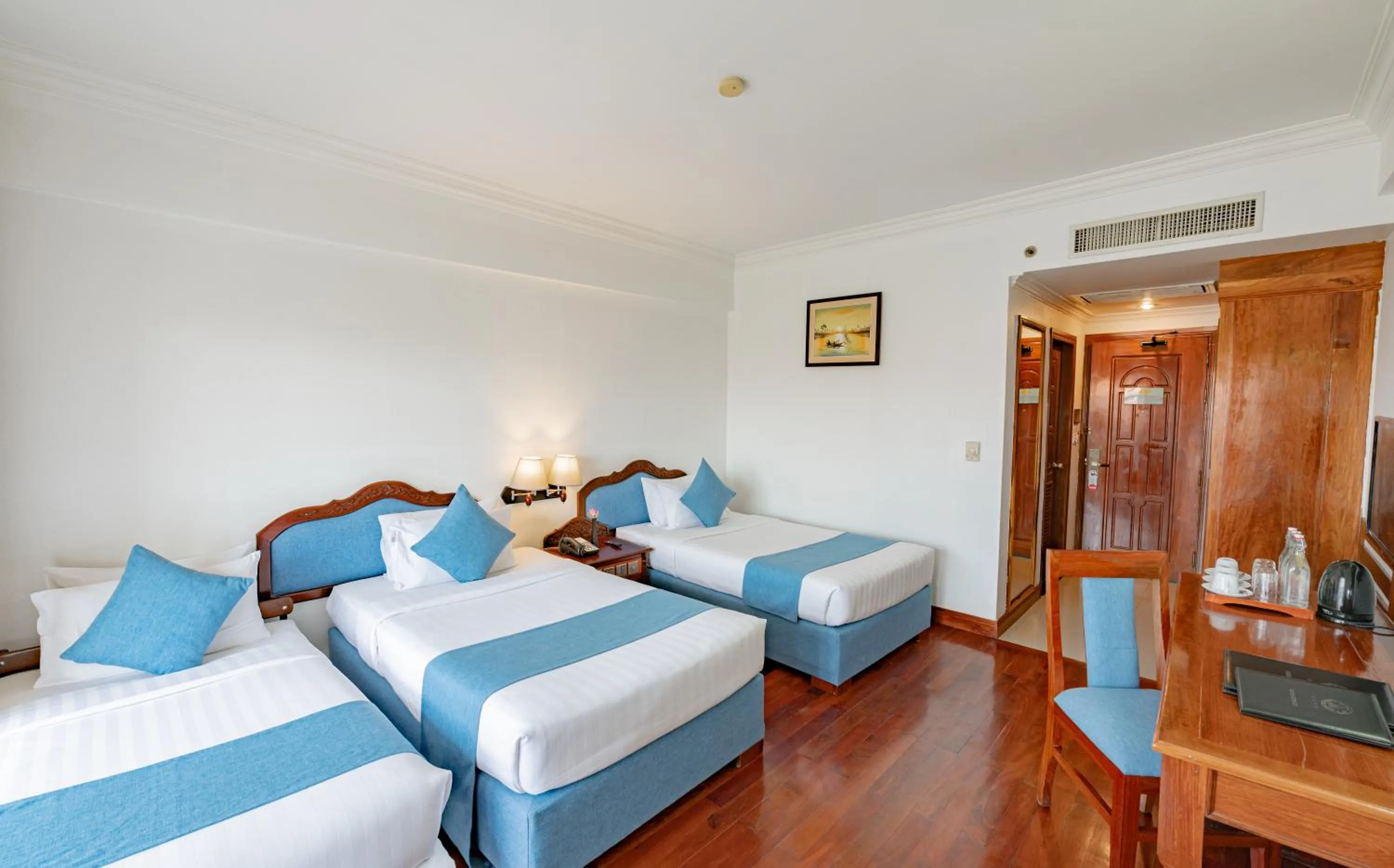 Bedroom, Bed in Hotel Somadevi Angkor Resort & Spa