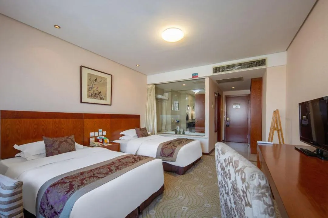 Super House International