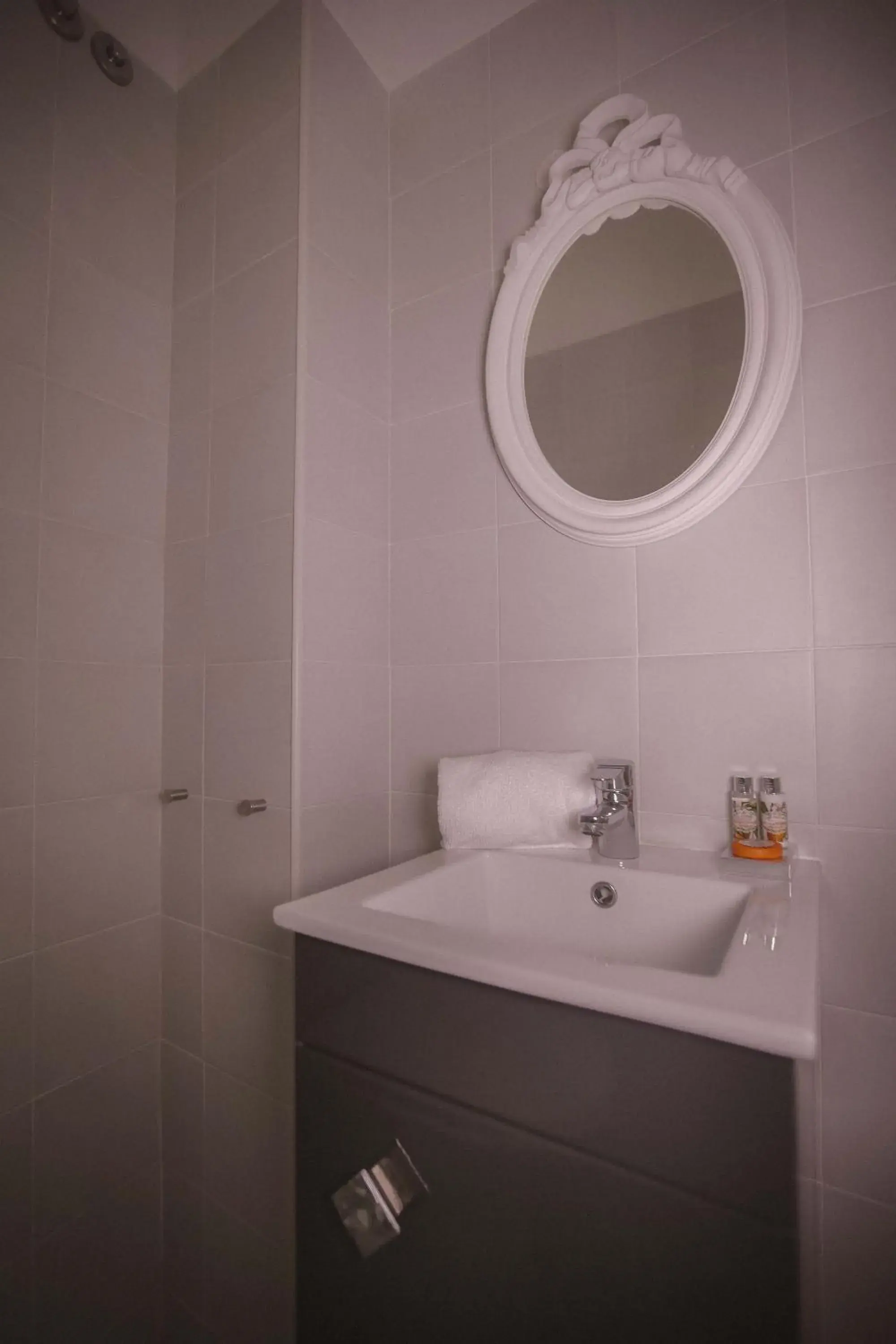 Bathroom in Bonfim 234 Townhouse Bathroom in Bonfim 234 Townhouse