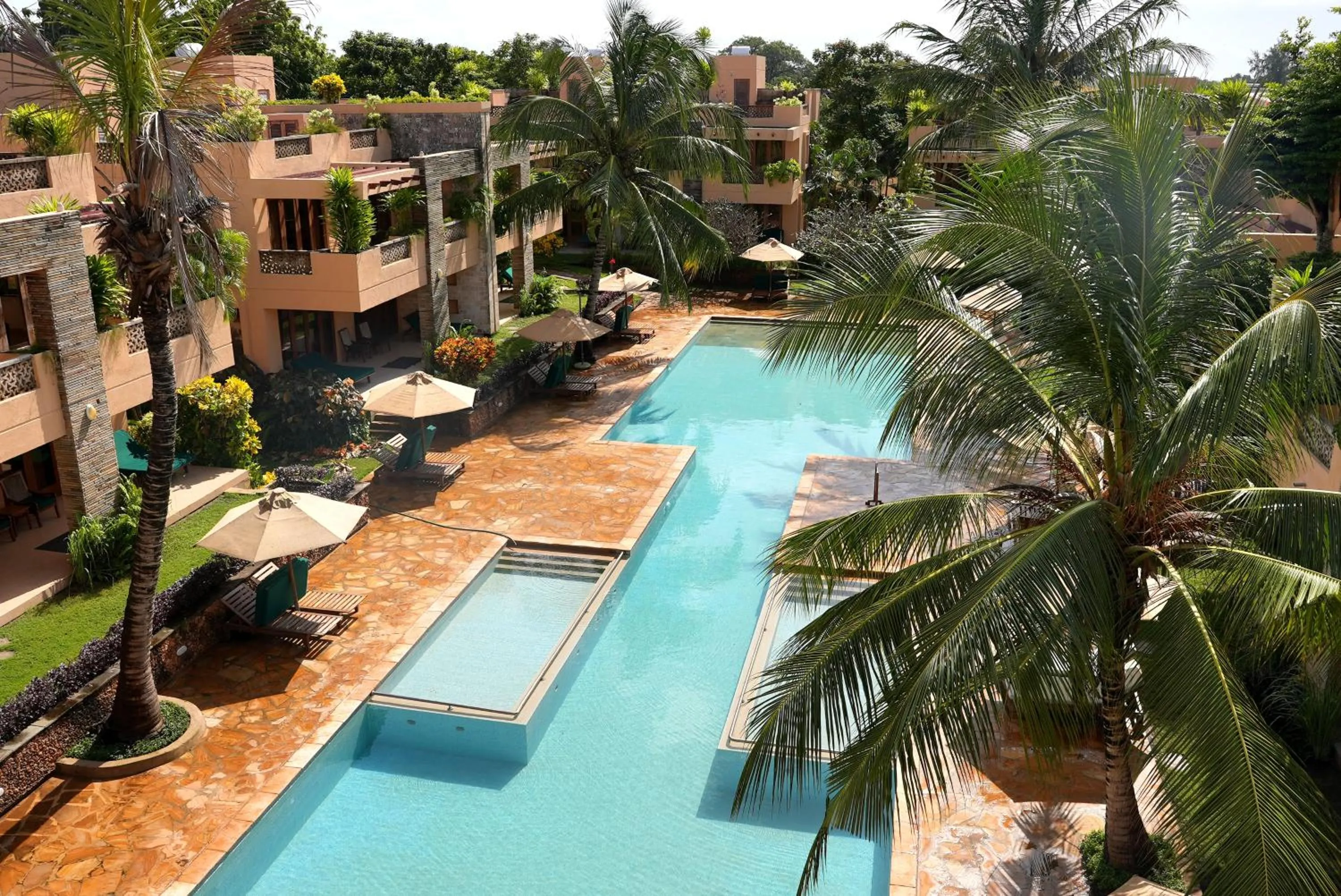 Swimming pool in Villa Mandhari - Diani Beach