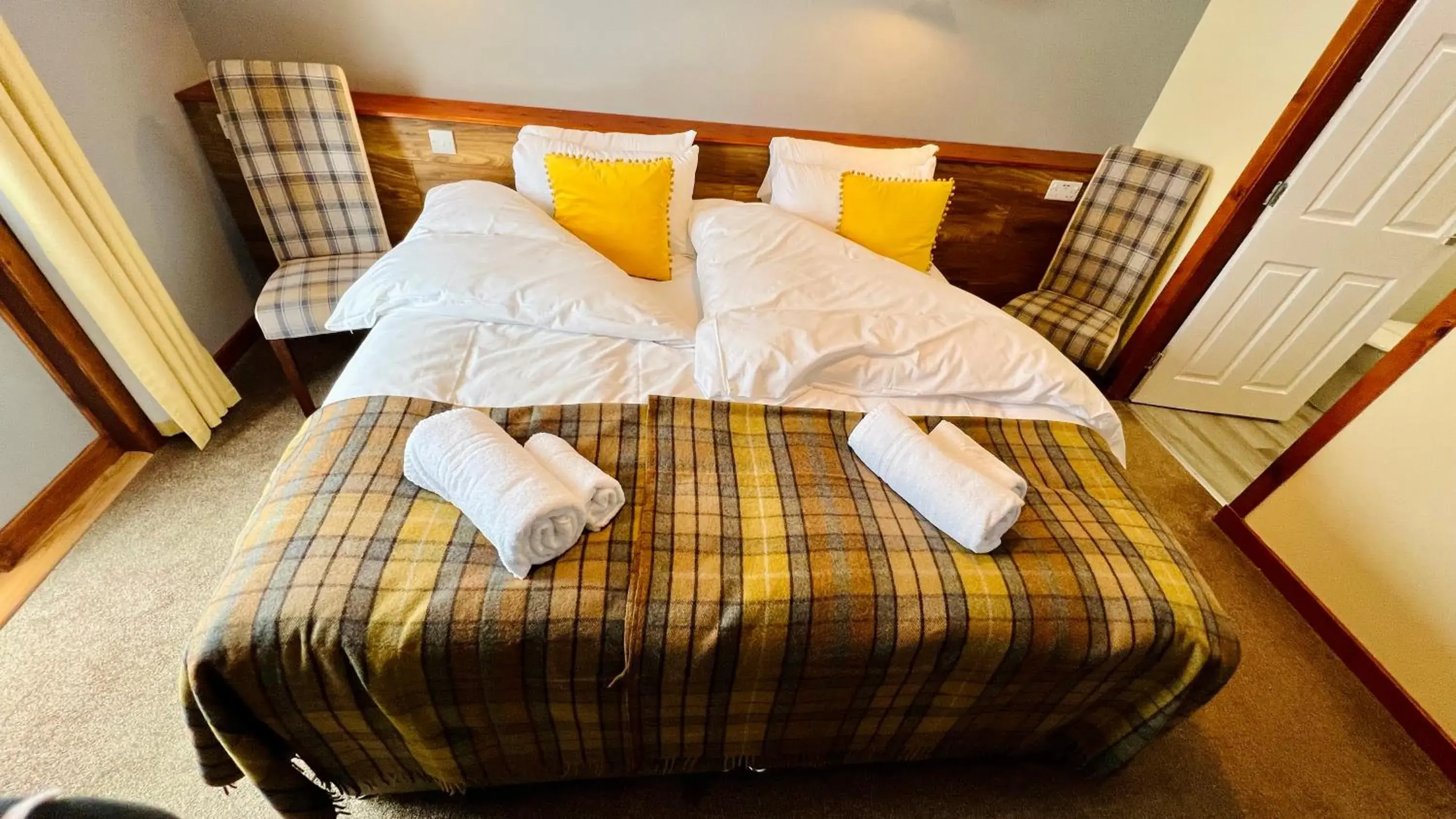 Superior Double or Twin Room with Terrace in Aultguish Inn Superior Double or Twin Room with Terrace in Aultguish Inn